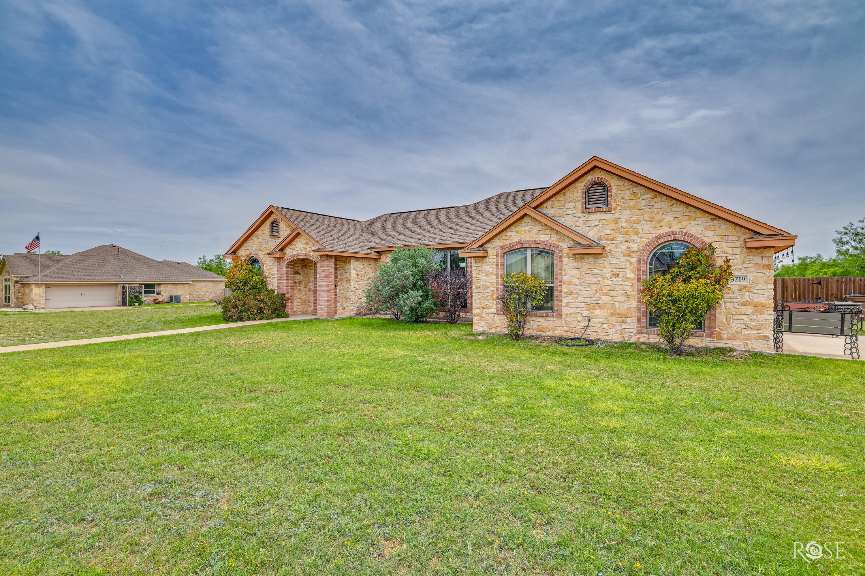 3219 Lakota Lane Property Photo 6