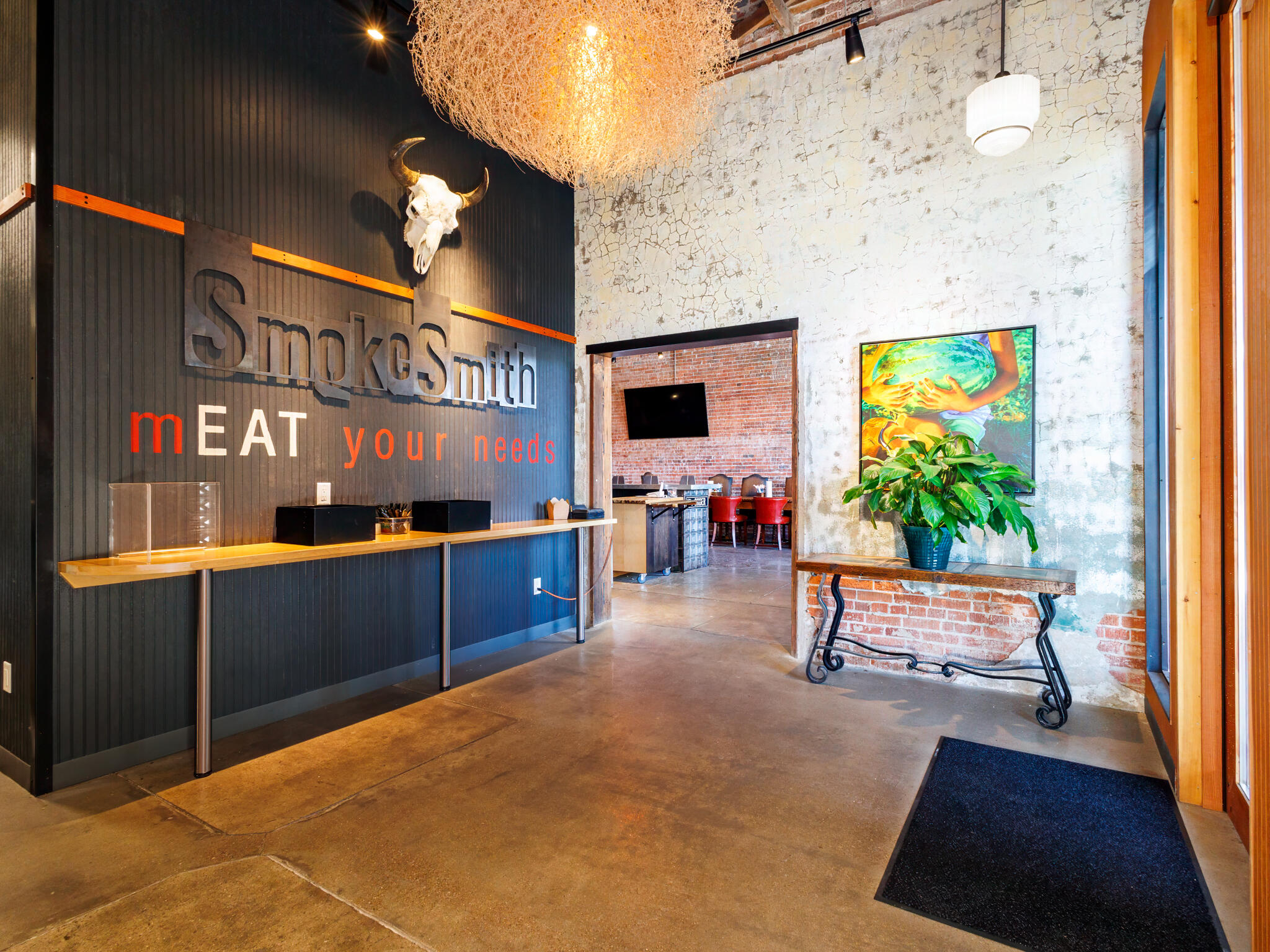 420 S Commercial Avenue Property Photo 1