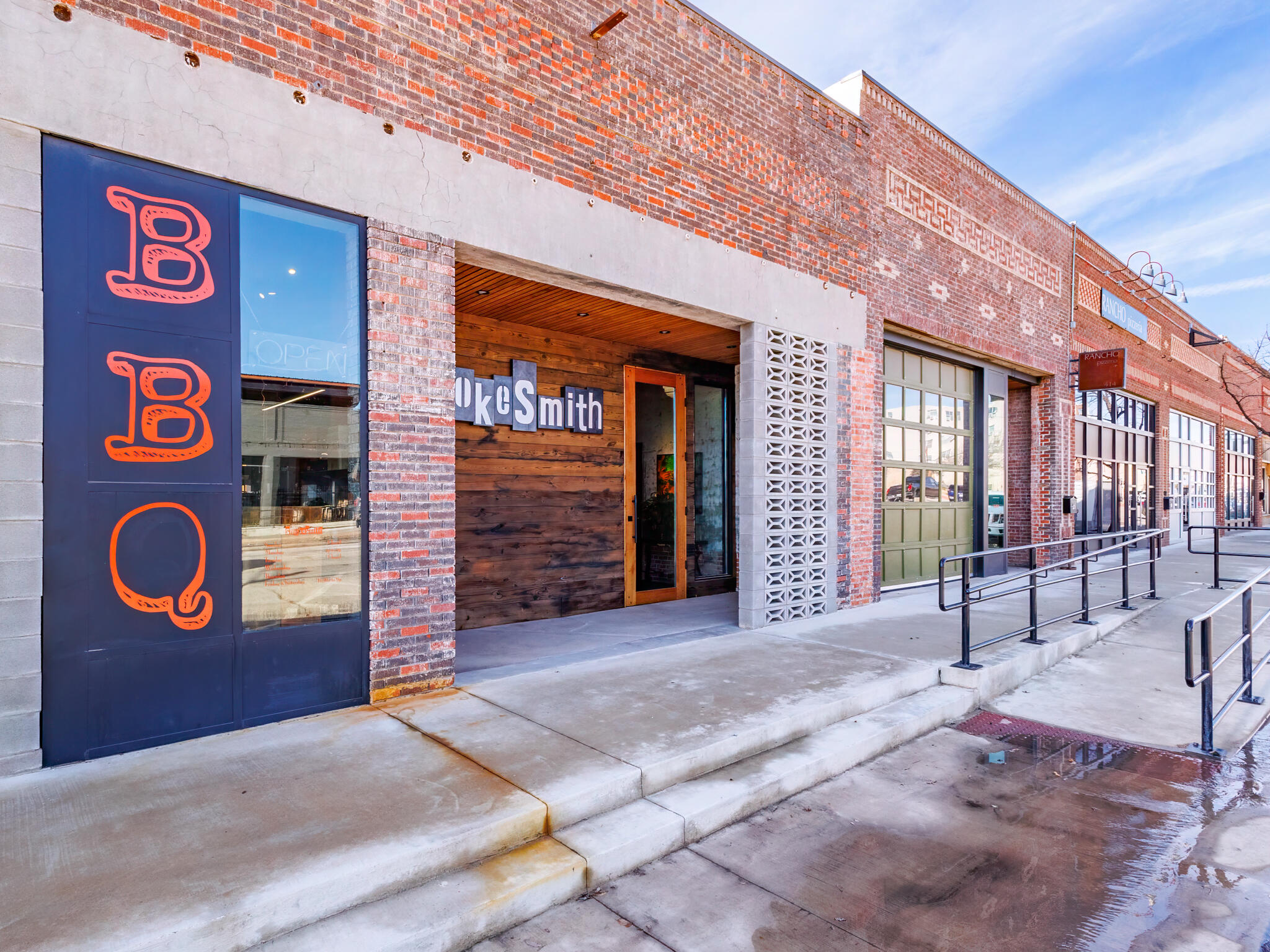 420 S Commercial Avenue Property Photo 6