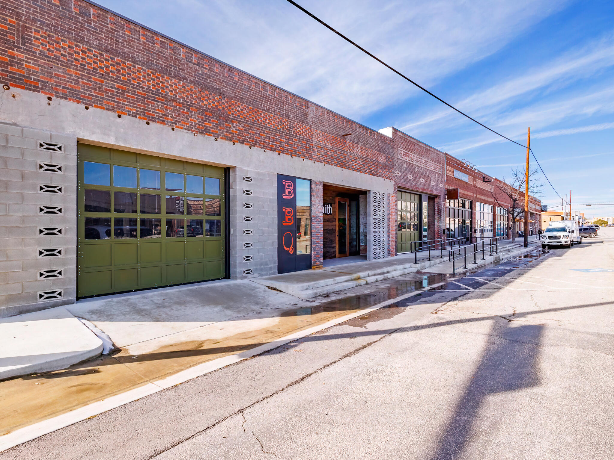 420 S Commercial Avenue Property Photo 9