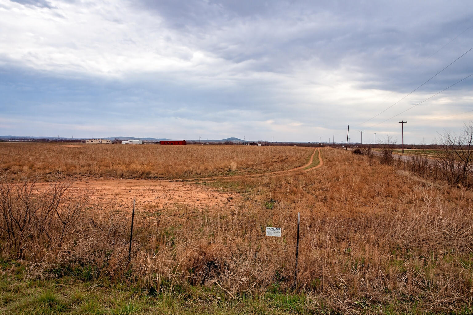 9776 W Grape Creek Road Property Photo 2