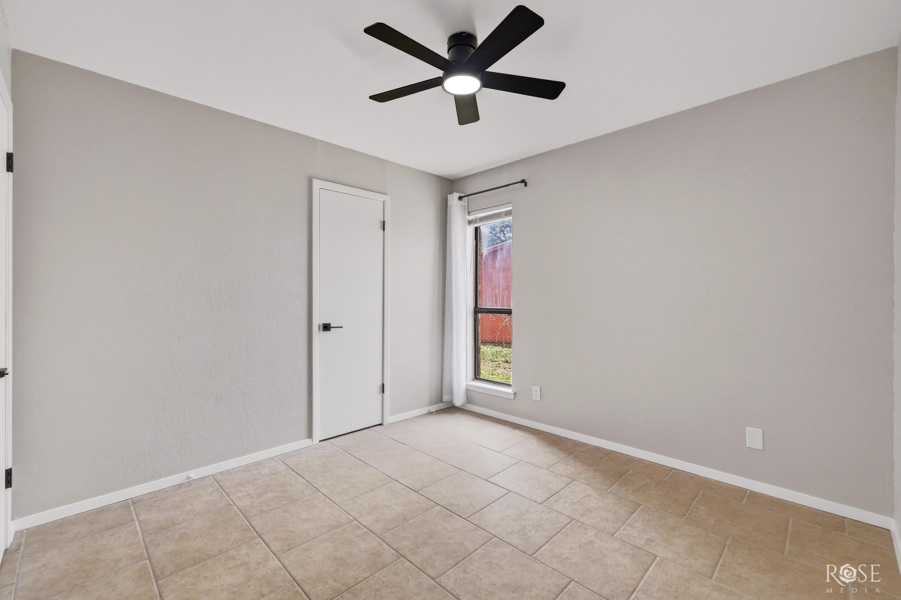 3350 Erin Street Property Photo 23