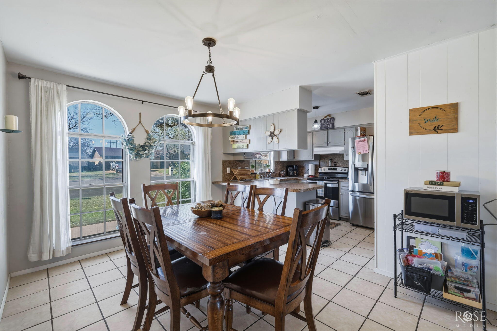 3934 Millbrook Drive Property Photo 10