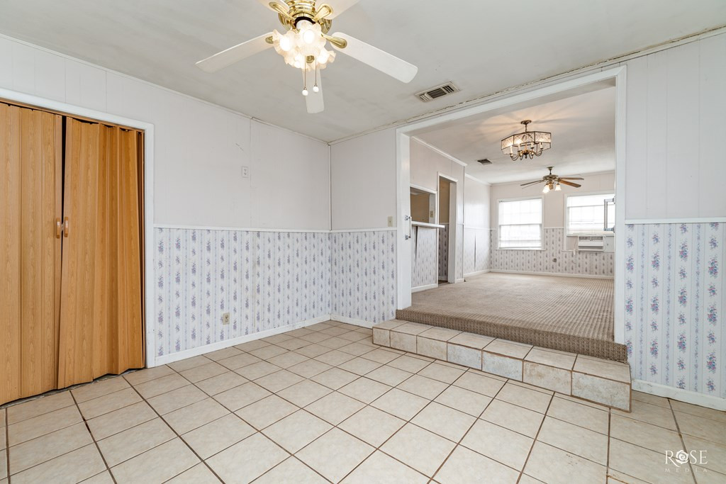 805 Mesquite Avenue Property Photo 10