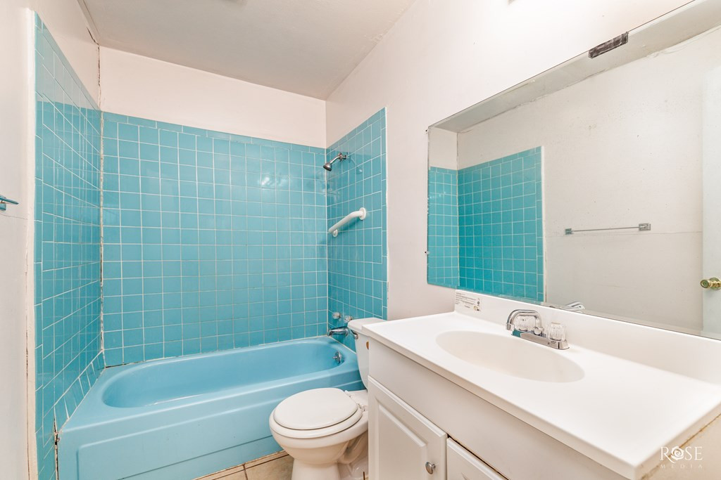 805 Mesquite Avenue Property Photo 14