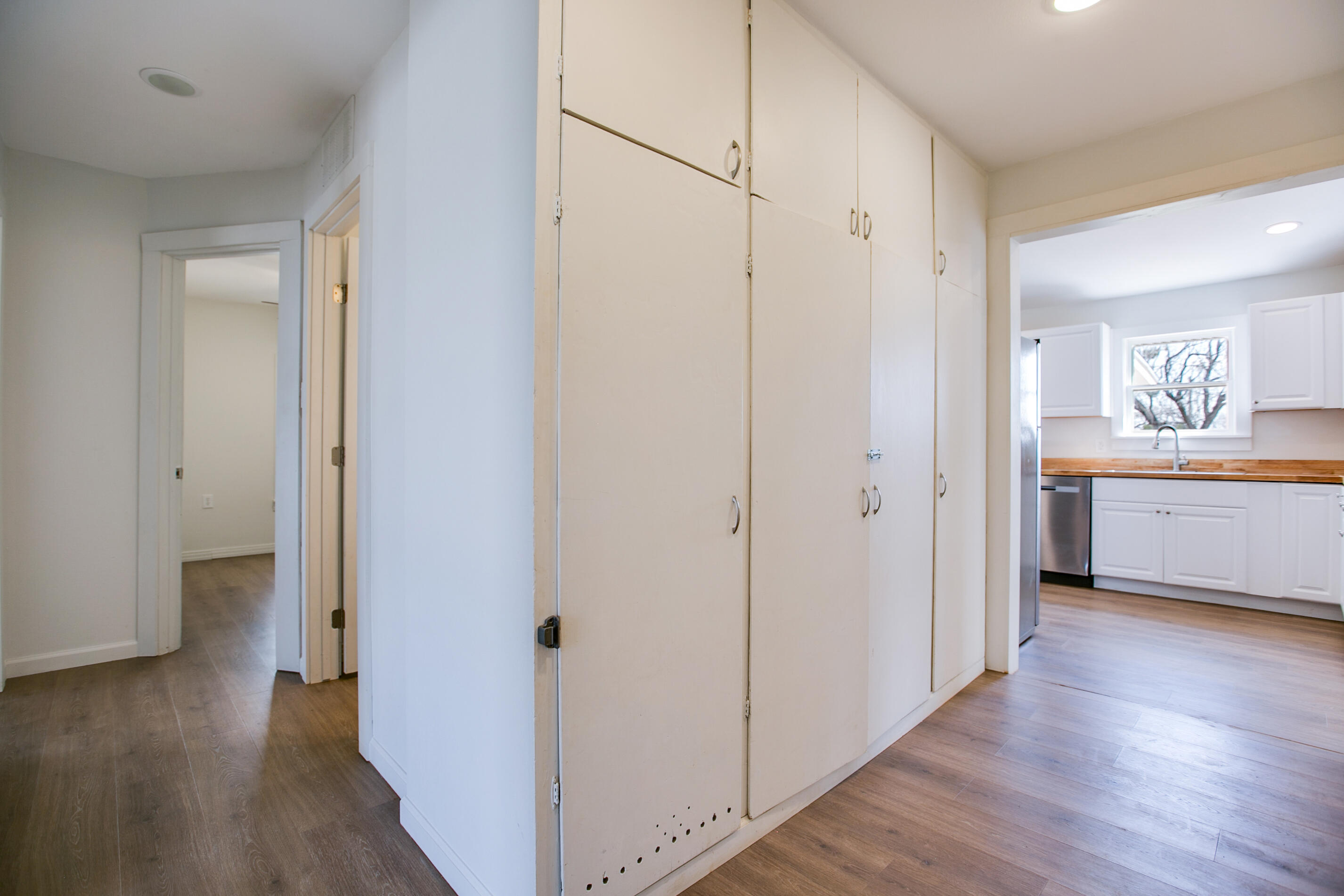 112 N Jefferson Street Property Photo 7