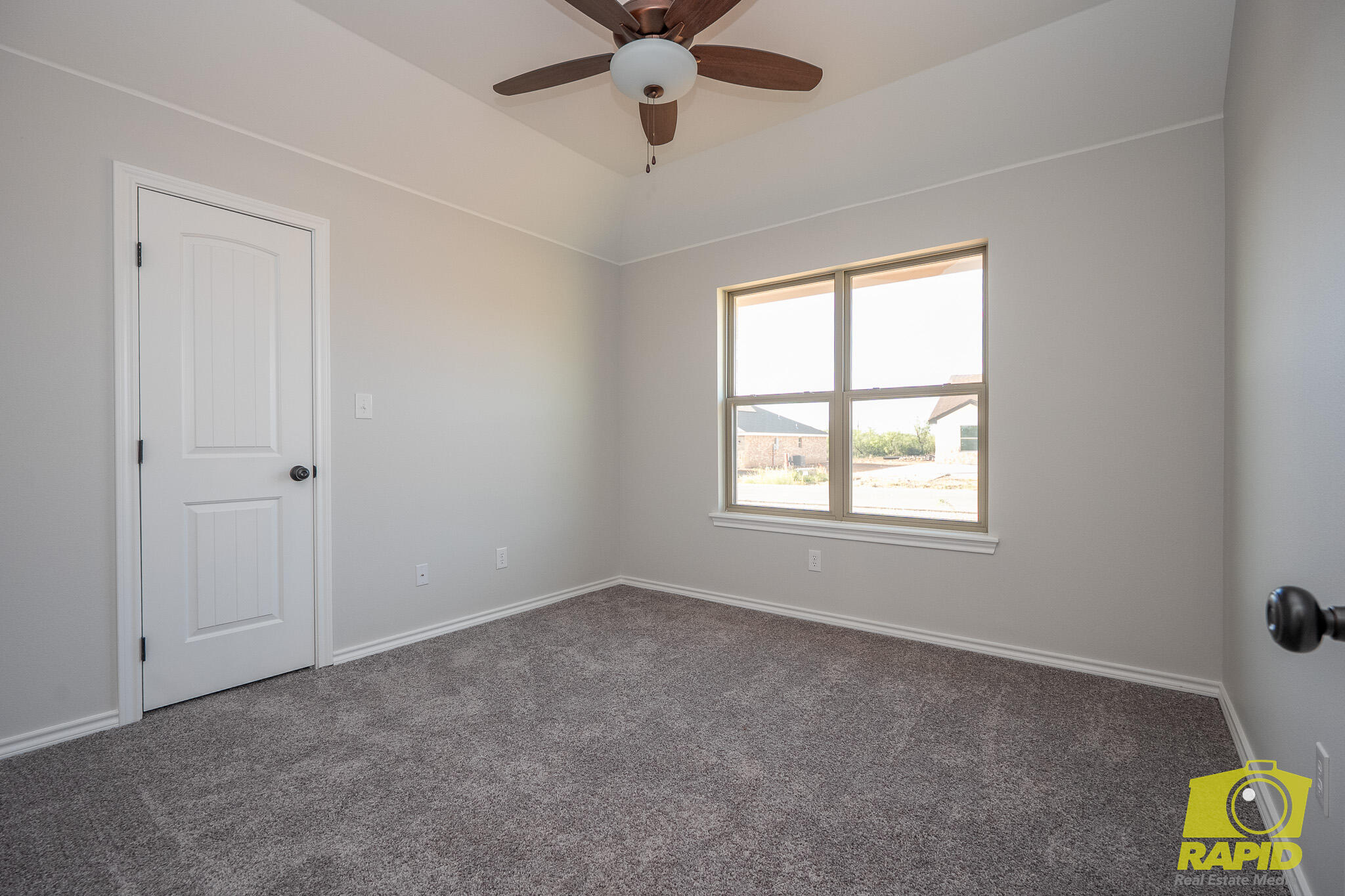 9712 Jaguar Trail Property Photo 10