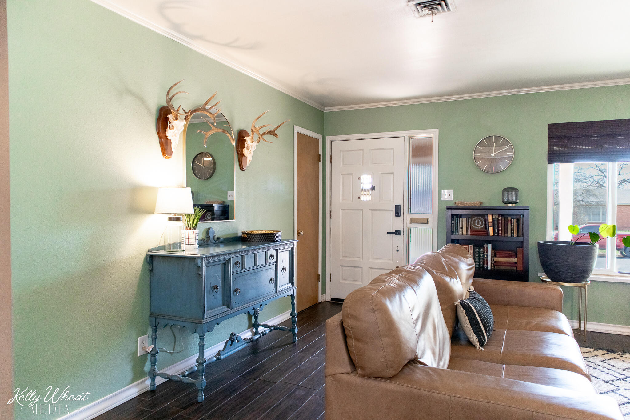 2638 University Avenue Property Photo 8