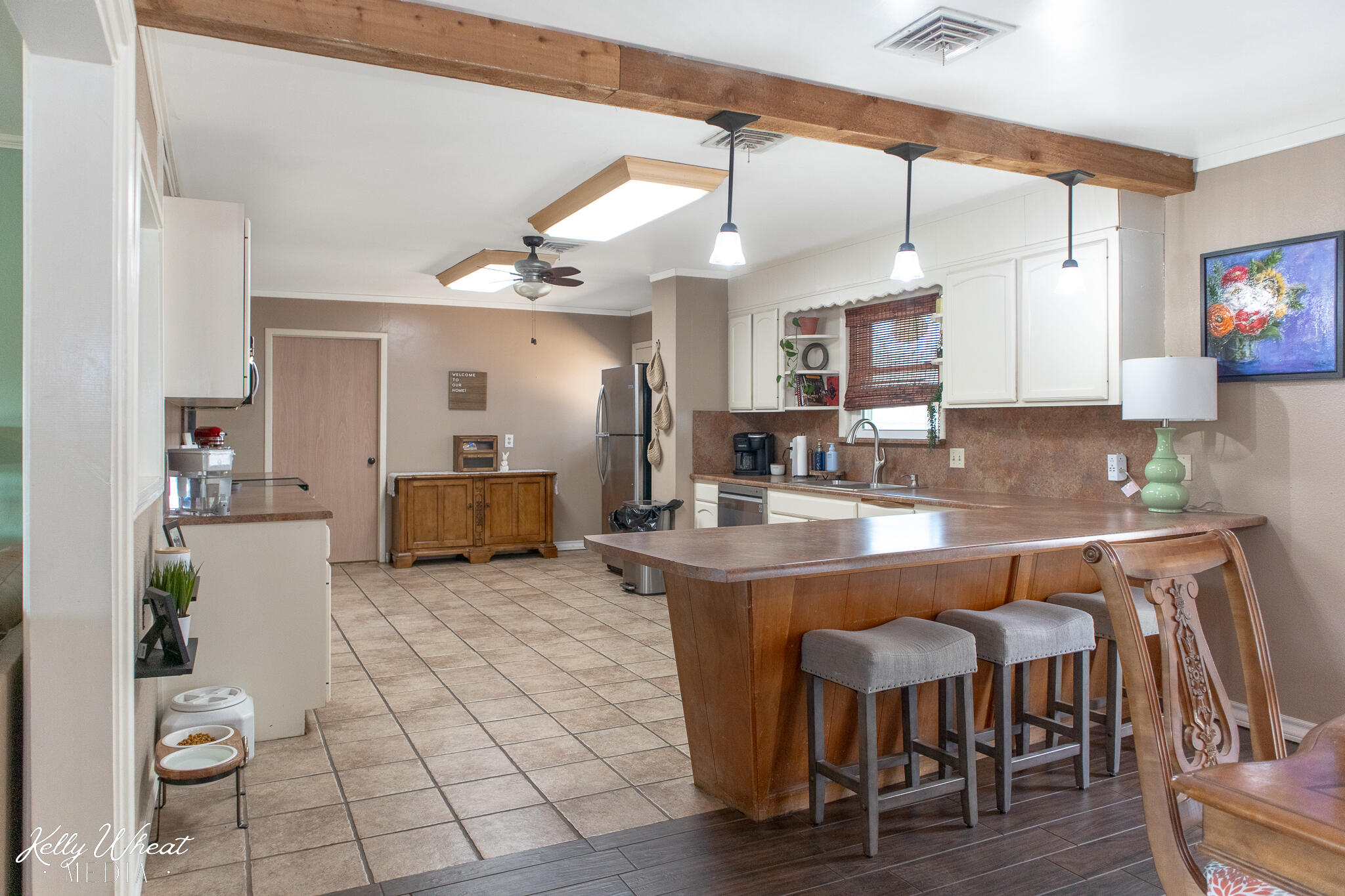 2638 University Avenue Property Photo 13