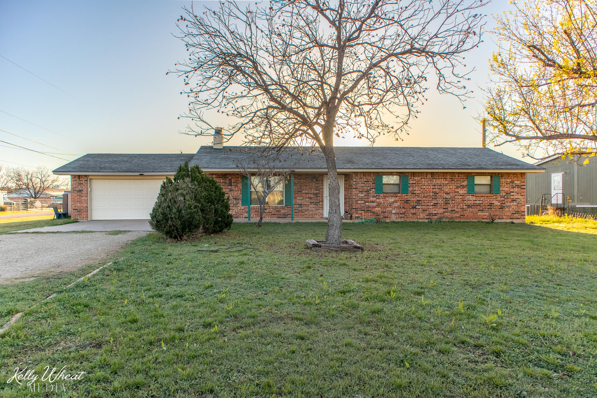 9842 N Grape Creek Road Property Photo 1