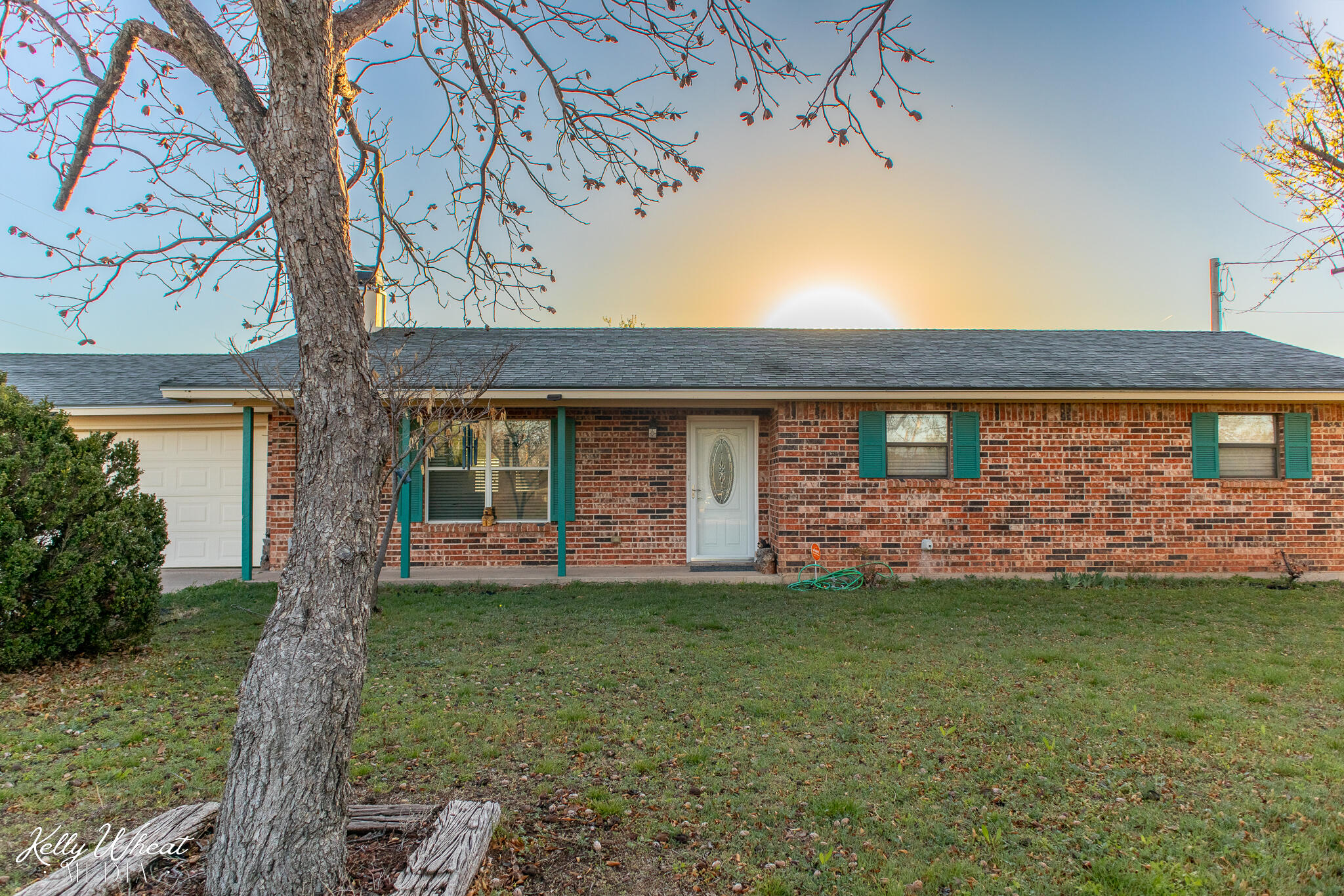 9842 N Grape Creek Road Property Photo 3