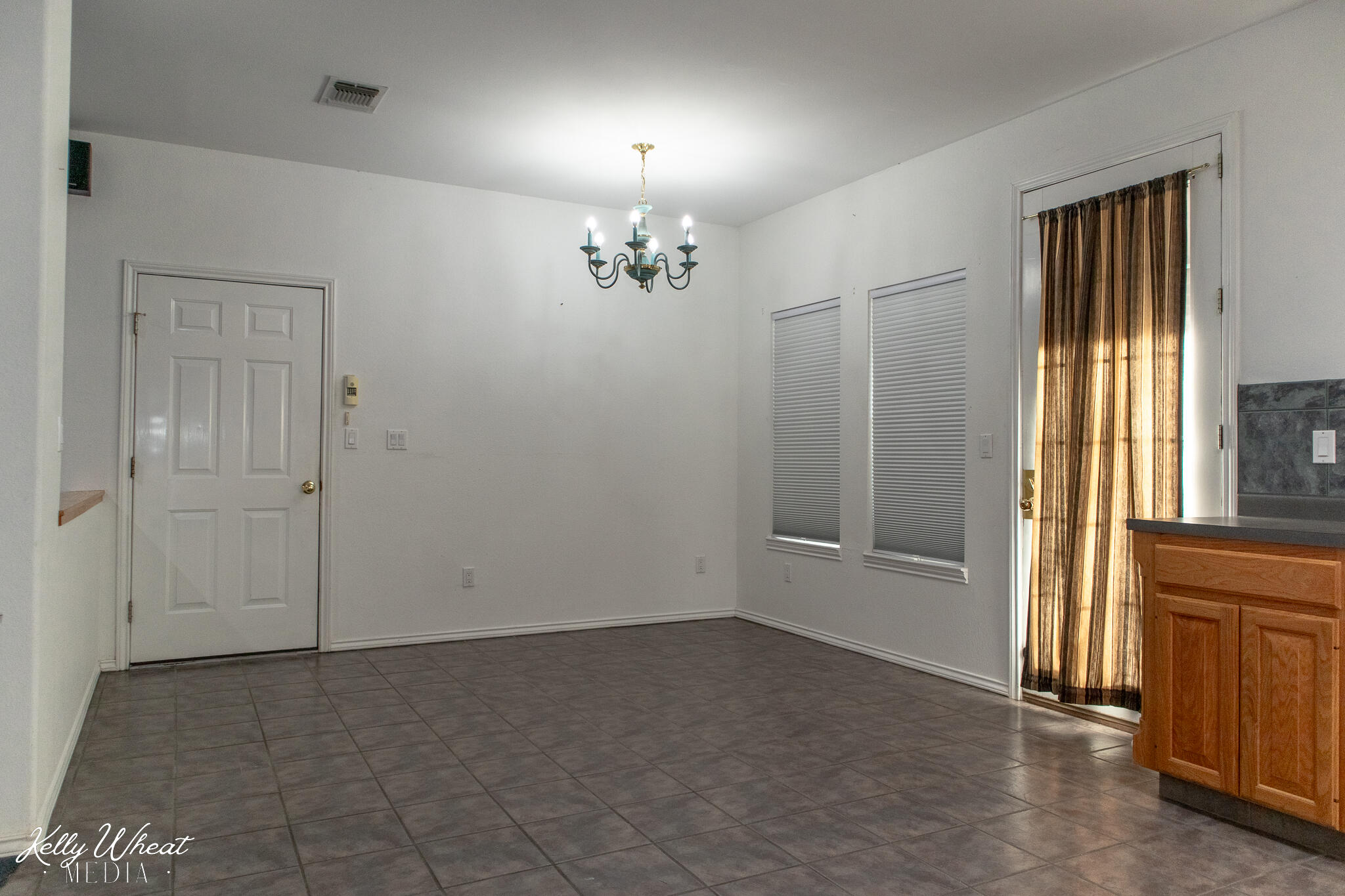 1118 Ashford Drive Property Photo 22
