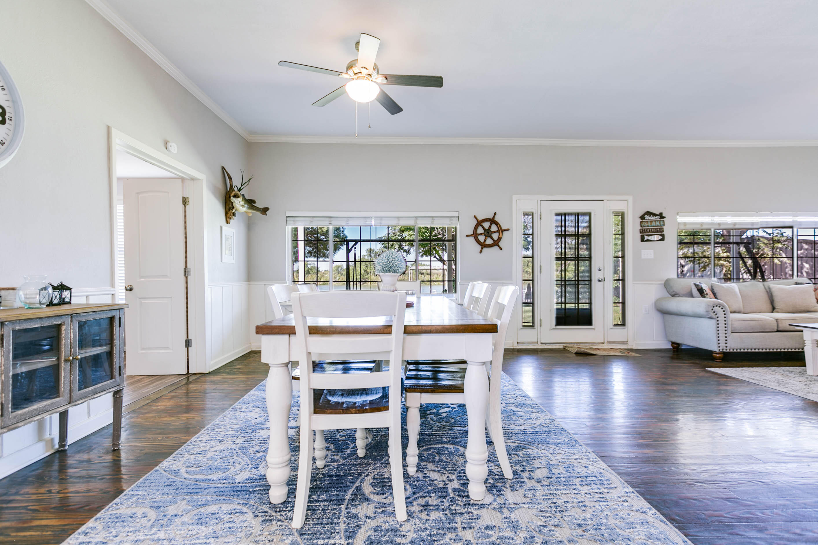 2330 Fisherman's Road Property Photo 6