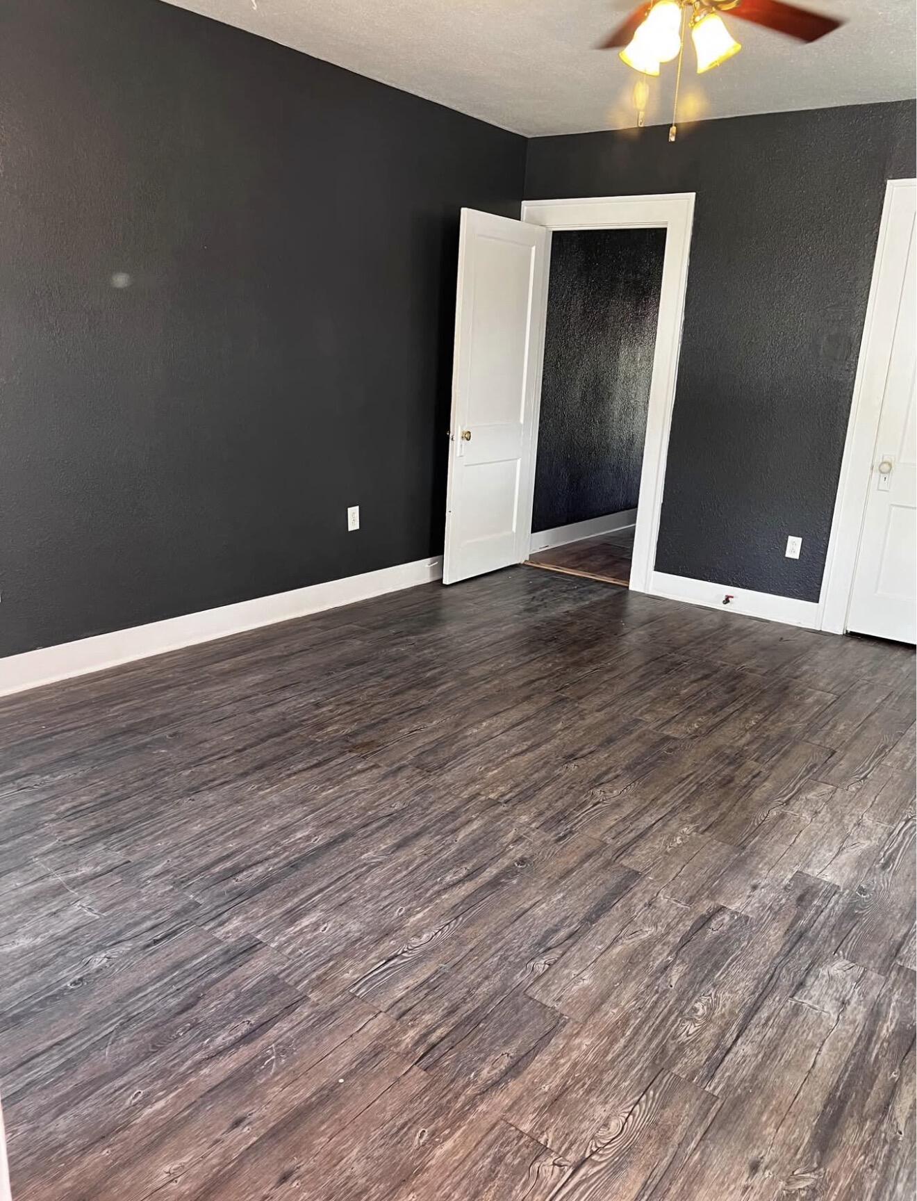 614 E Harris Avenue Property Photo 1