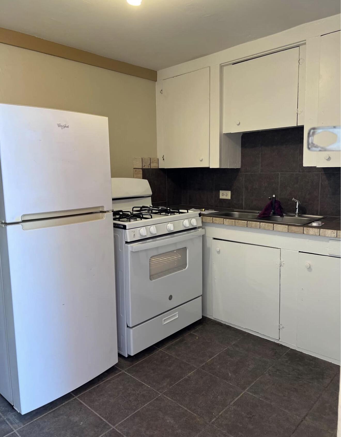 612 E Harris Avenue Property Photo 11