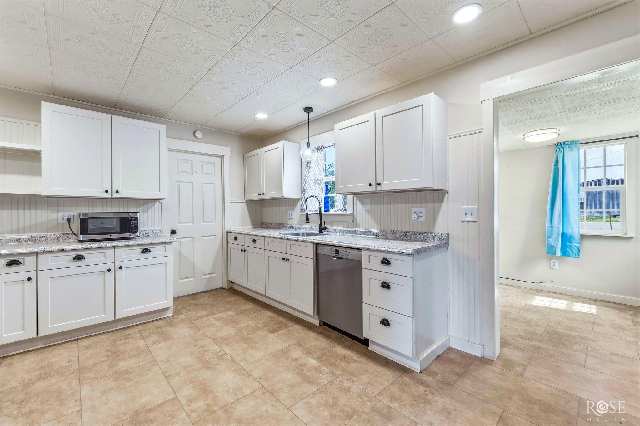 4518 Denny Street Property Photo 9