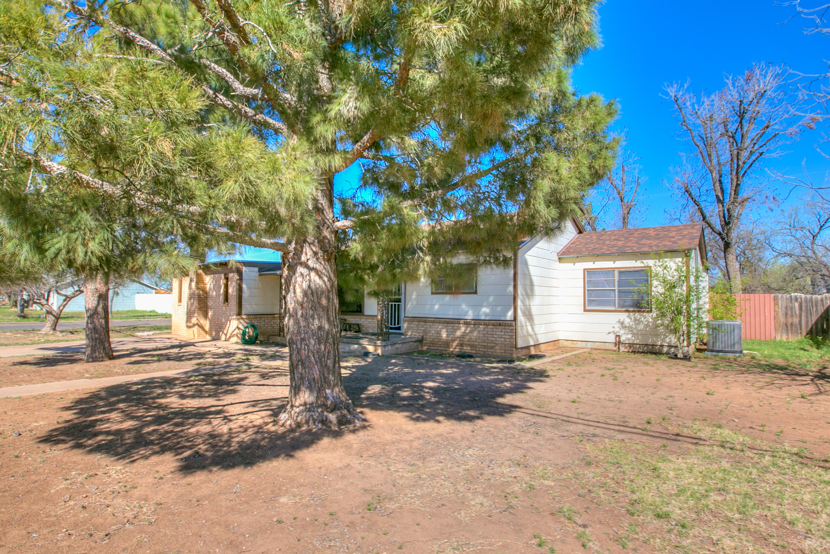 66 W 34th Street Property Photo 4