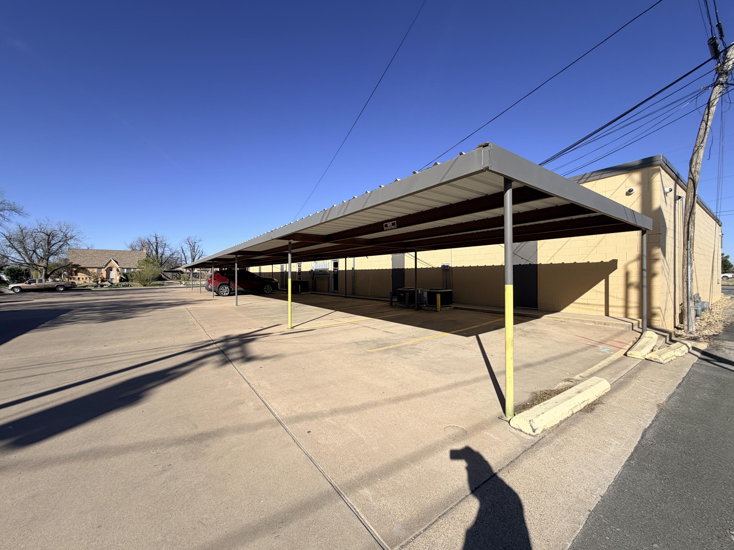 1017 Caddo Street Property Photo 13