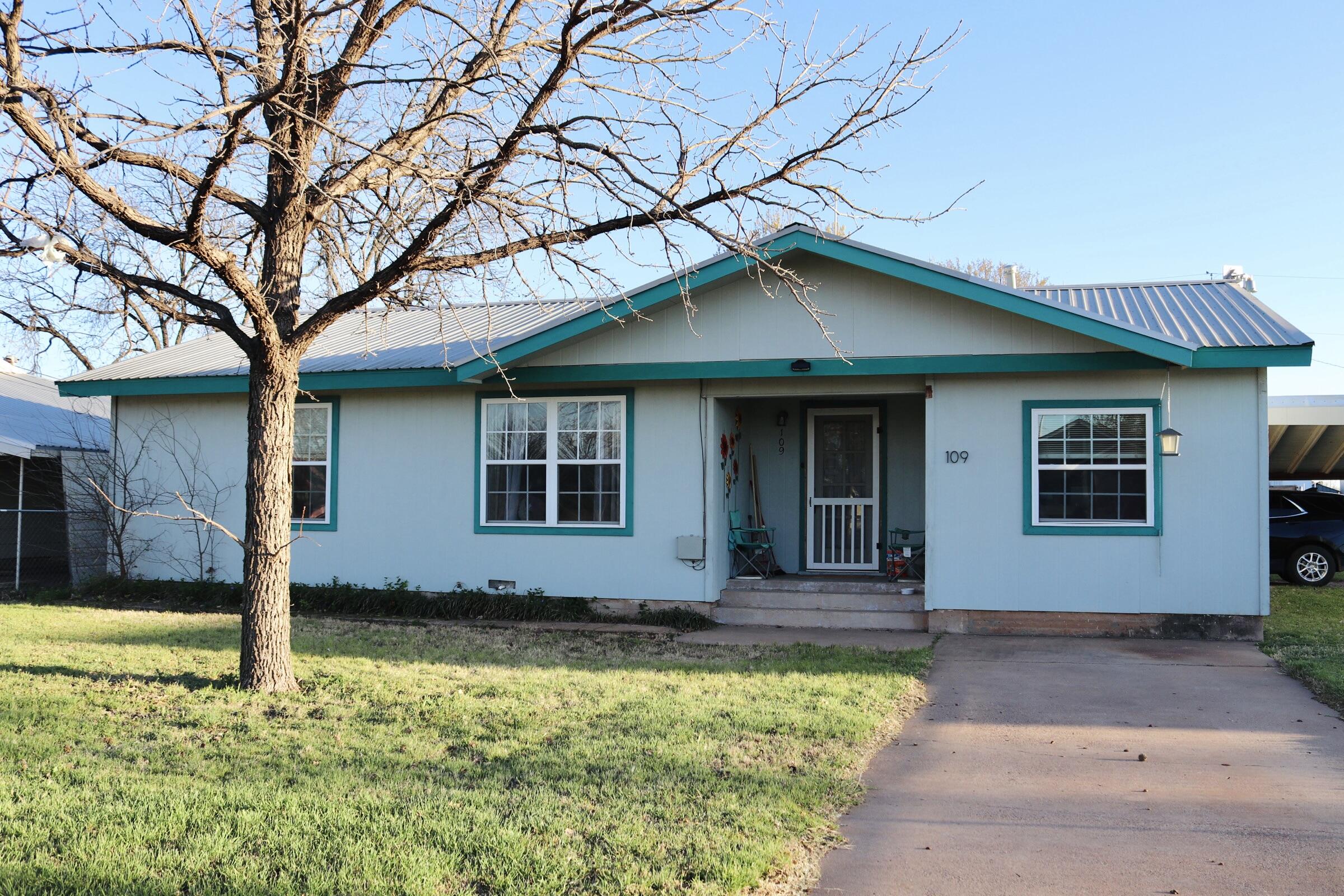 109 Novice Road Property Photo 2
