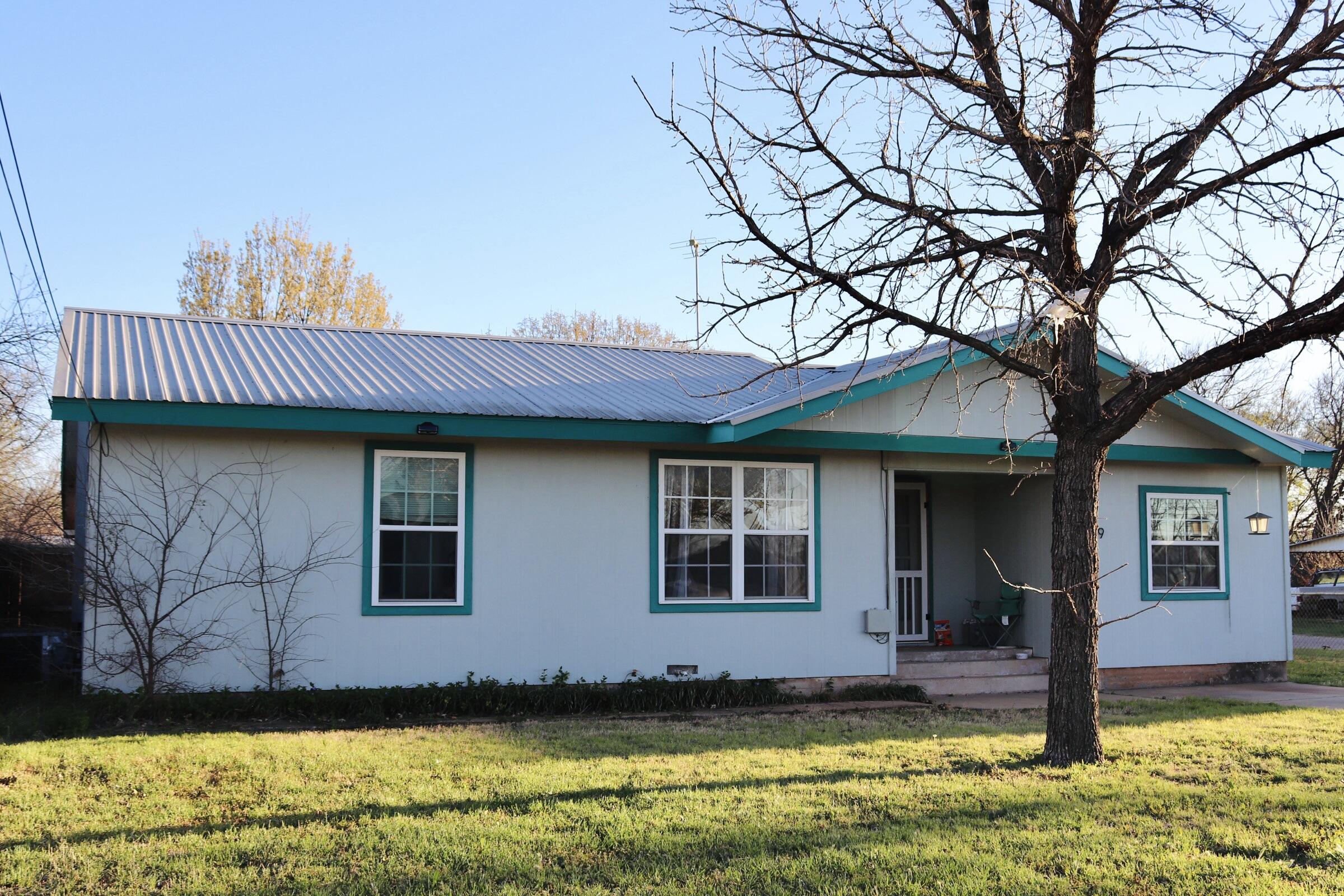 109 Novice Road Property Photo 3
