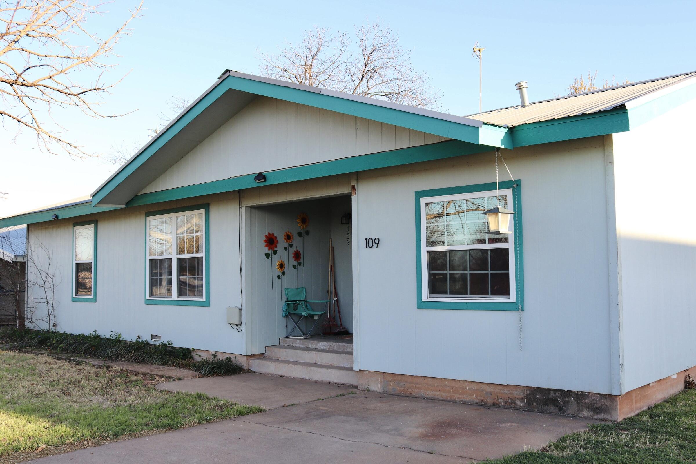 109 Novice Road Property Photo 4