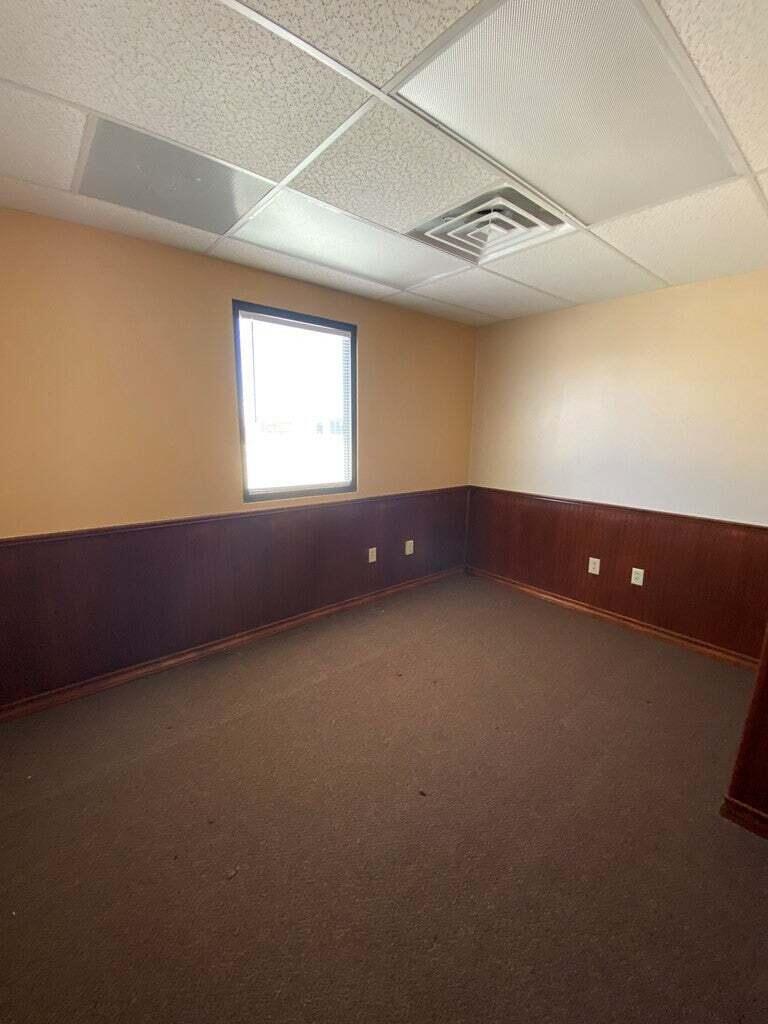 2418 N Bryant Boulevard Property Photo 12