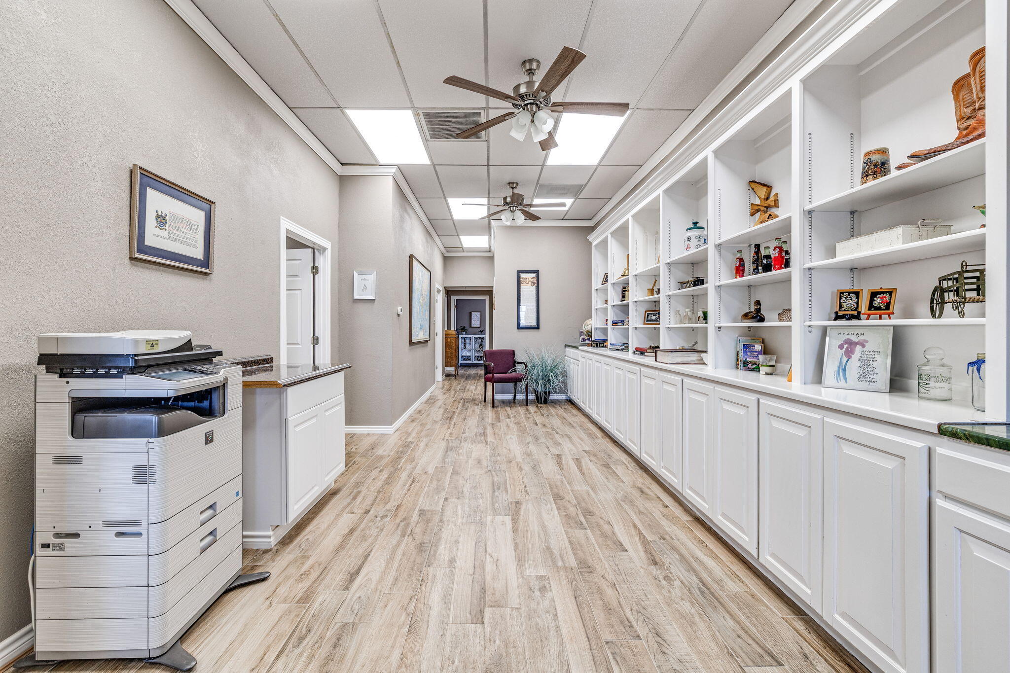 2025 W Beauregard Avenue Property Photo 7