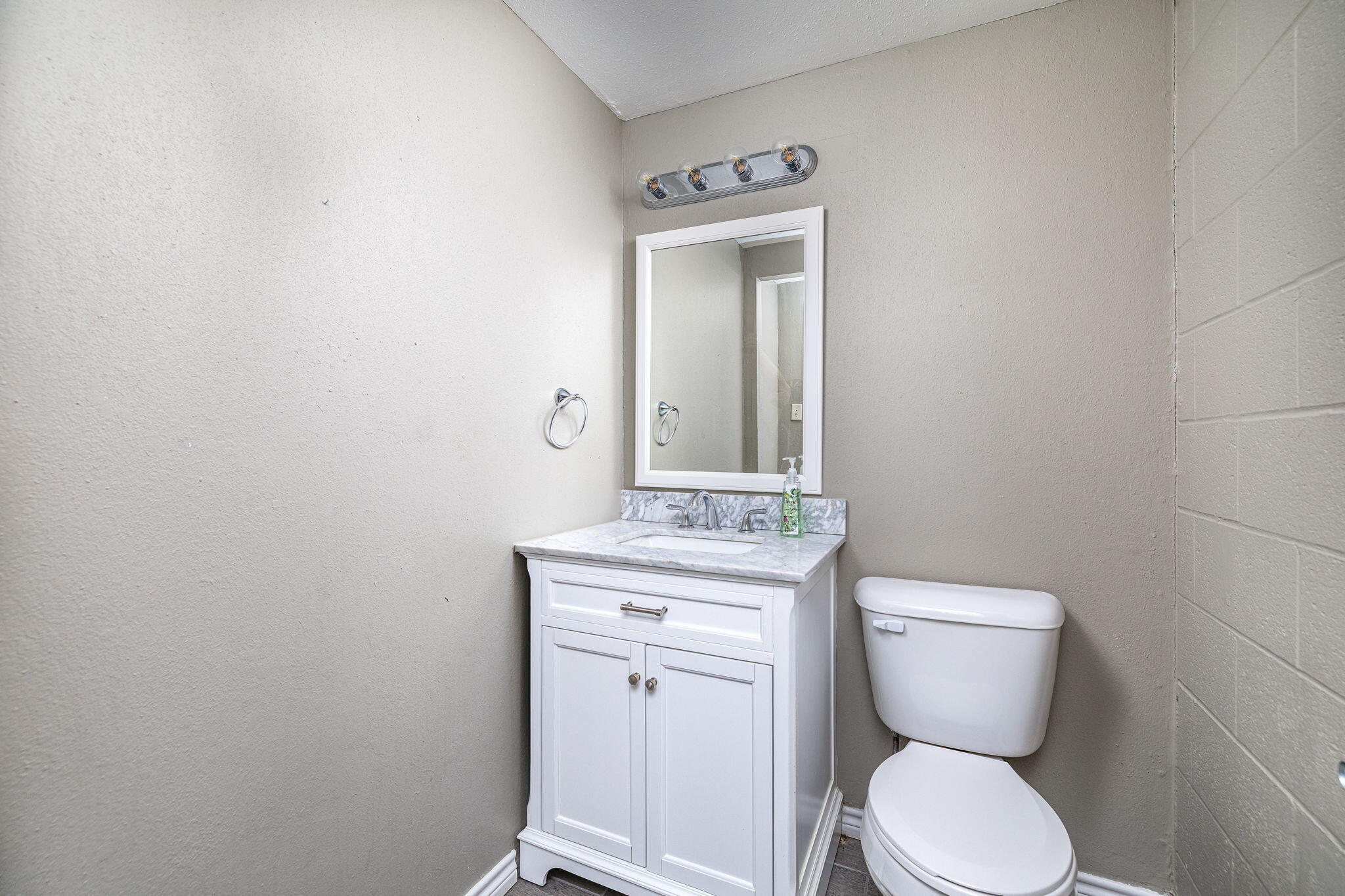 2025 W Beauregard Avenue Property Photo 31