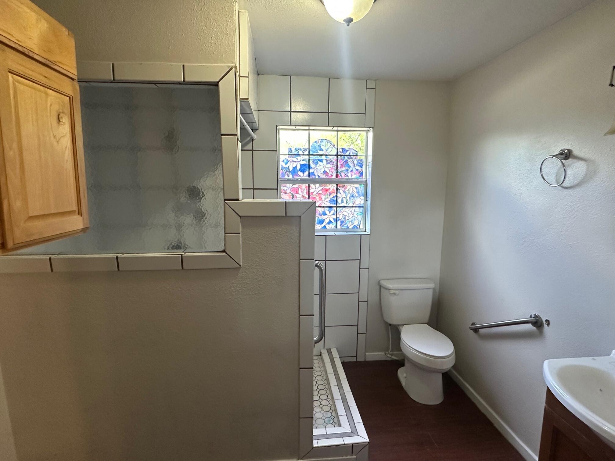 610 Tarver Street Property Photo 8