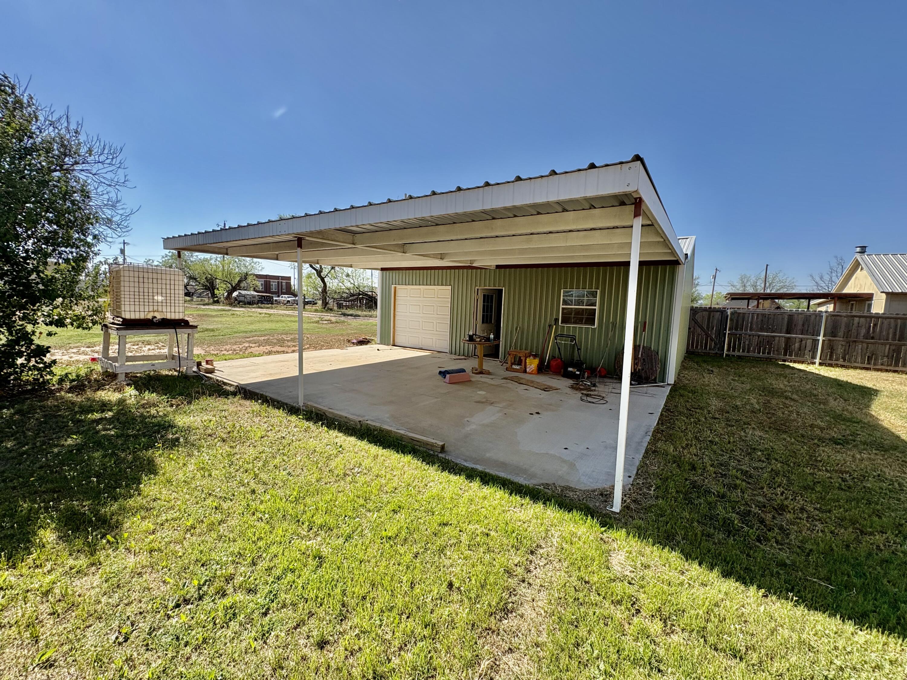 117 W 10th Street Property Photo 16