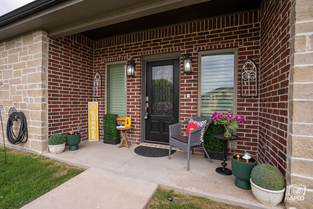 7610 Aspen Avenue Property Photo 4