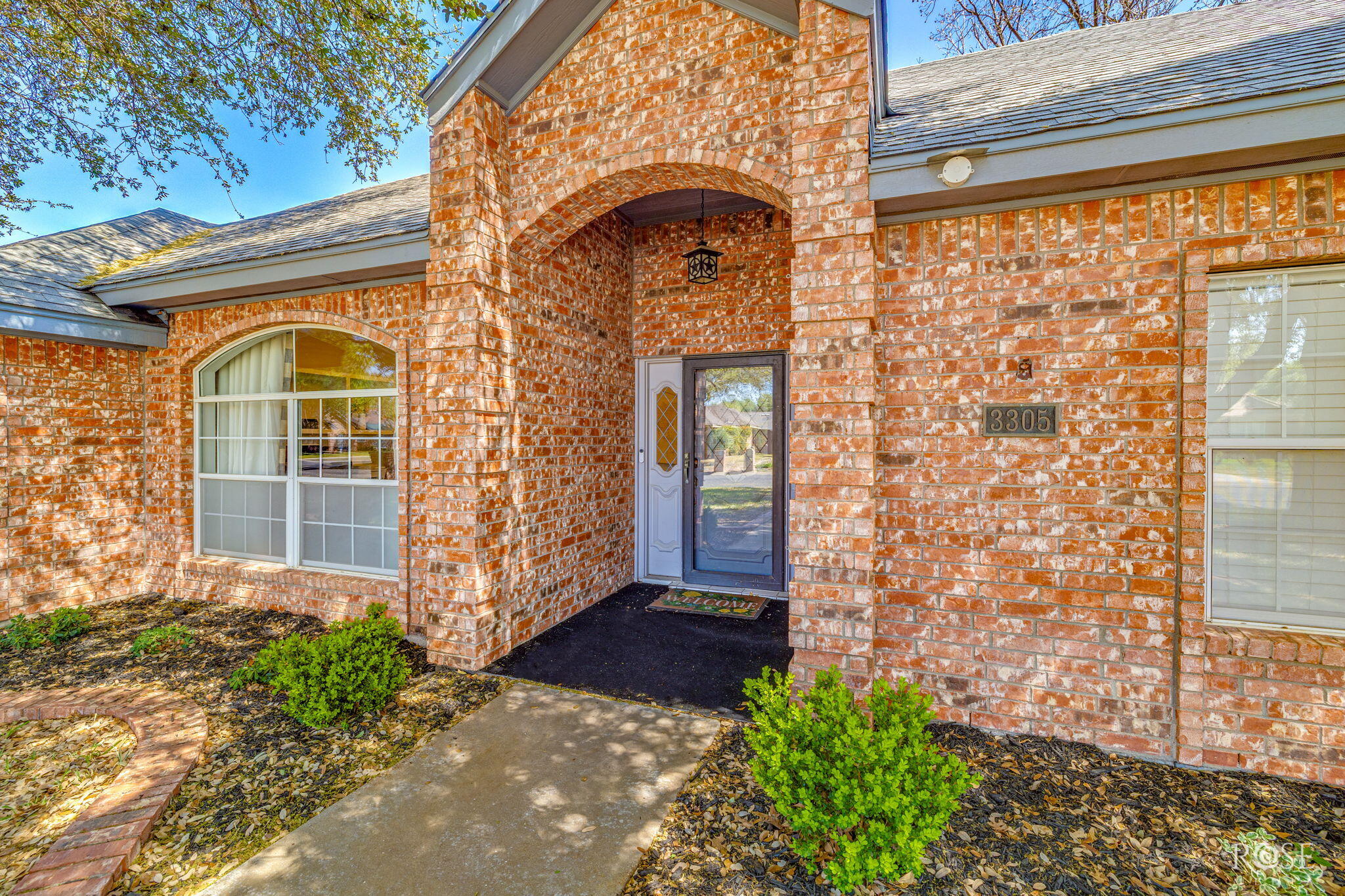 3305 Silver Spur Drive Property Photo 4