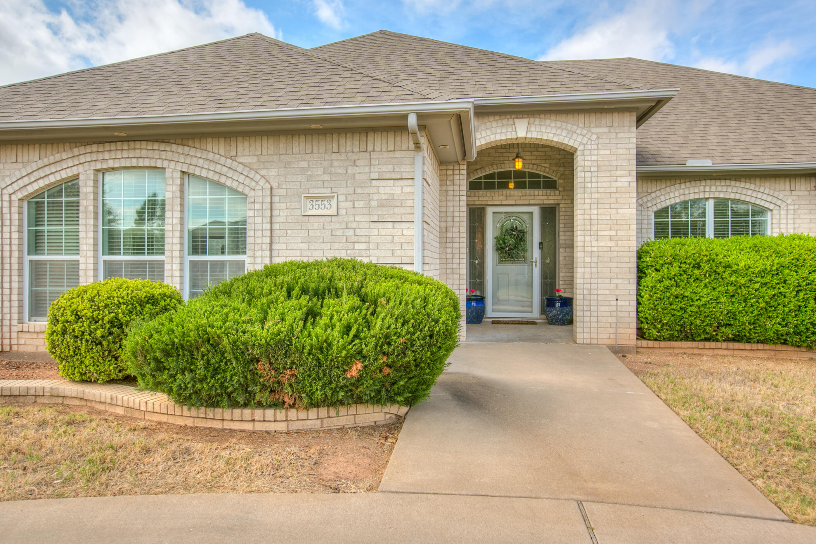 3553 Silver Spur Drive Property Photo 1