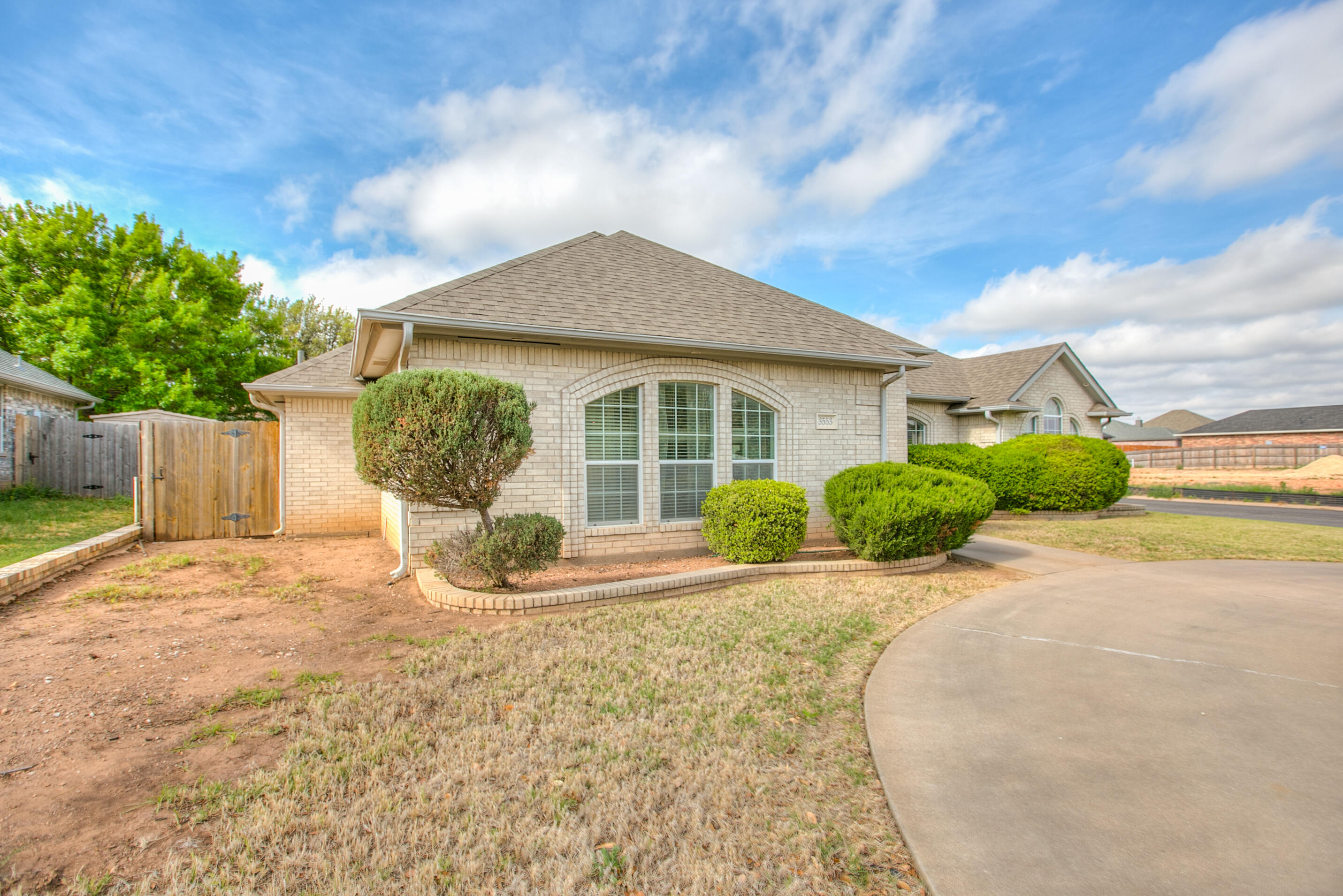 3553 Silver Spur Drive Property Photo 7