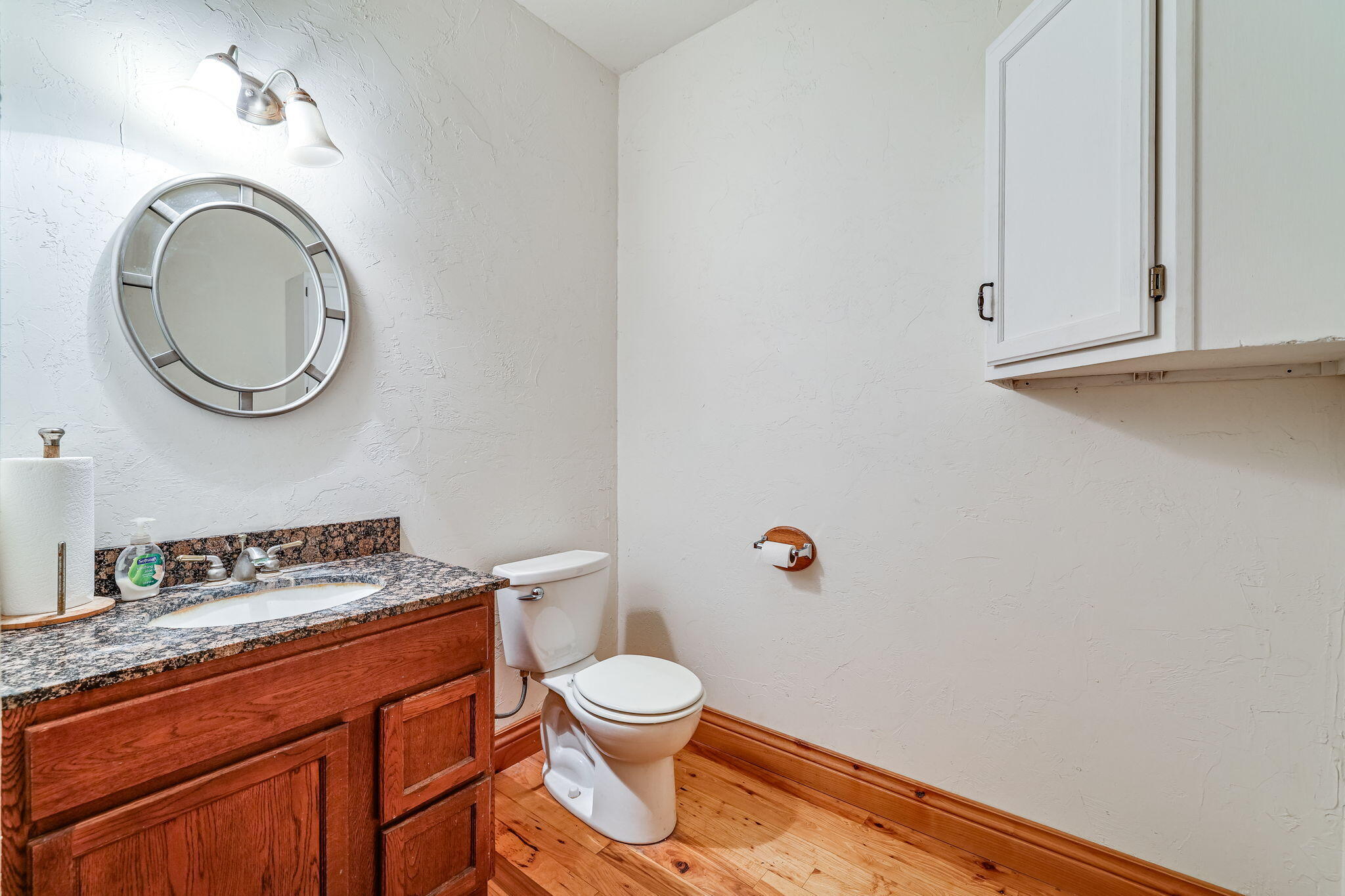 2684 W Us Hwy 290 Property Photo 22