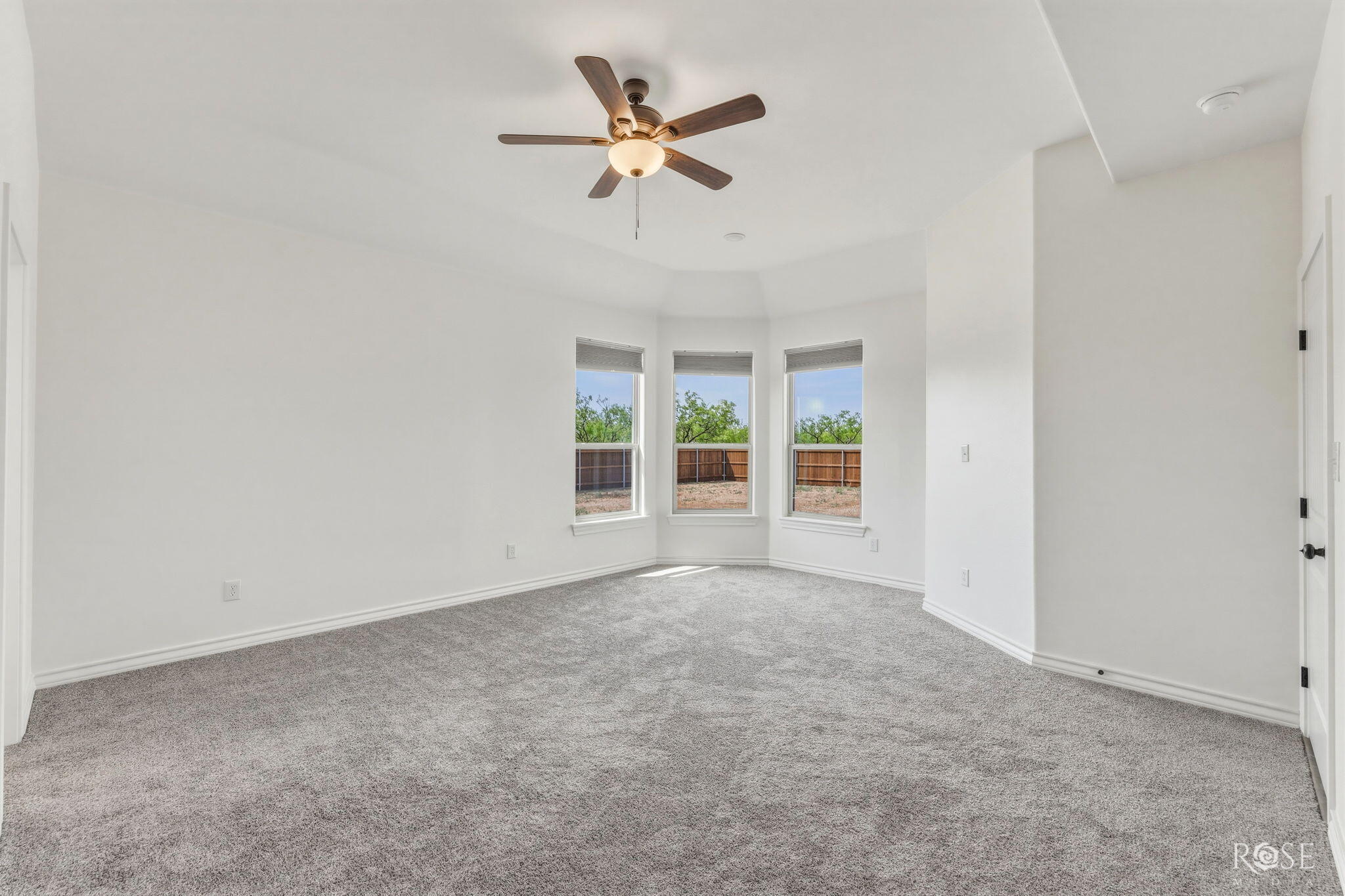 9503 Grey Wolf Lane Property Photo 18
