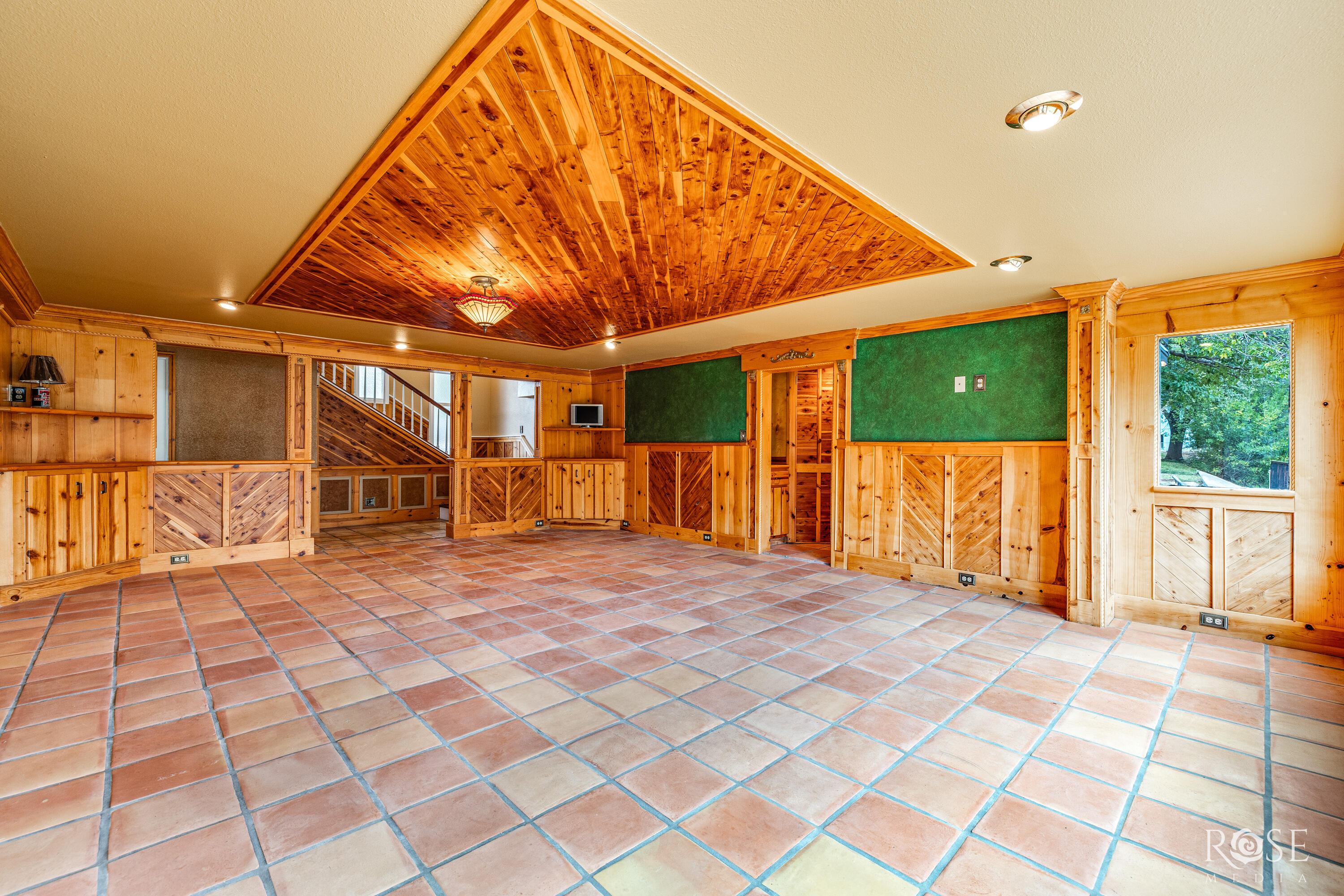 1540 Loop Drive Property Photo 19