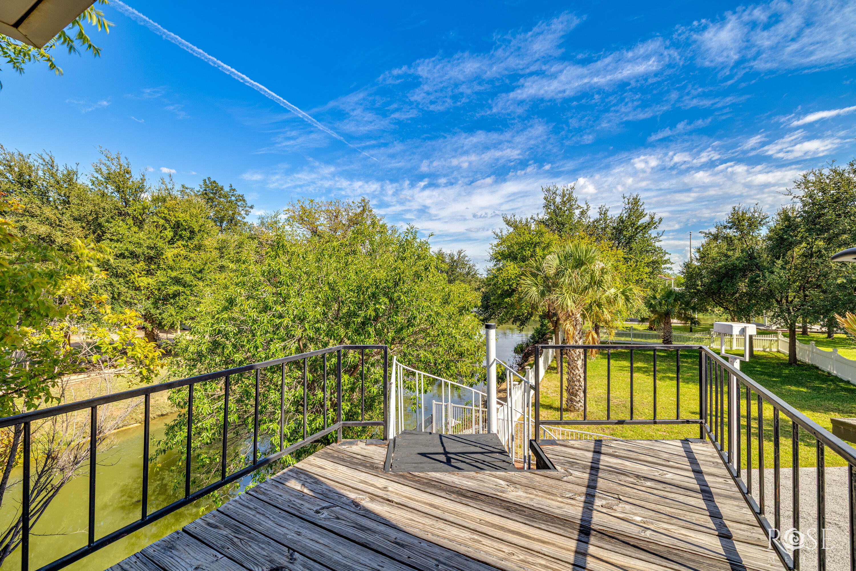 1540 Loop Drive Property Photo 33