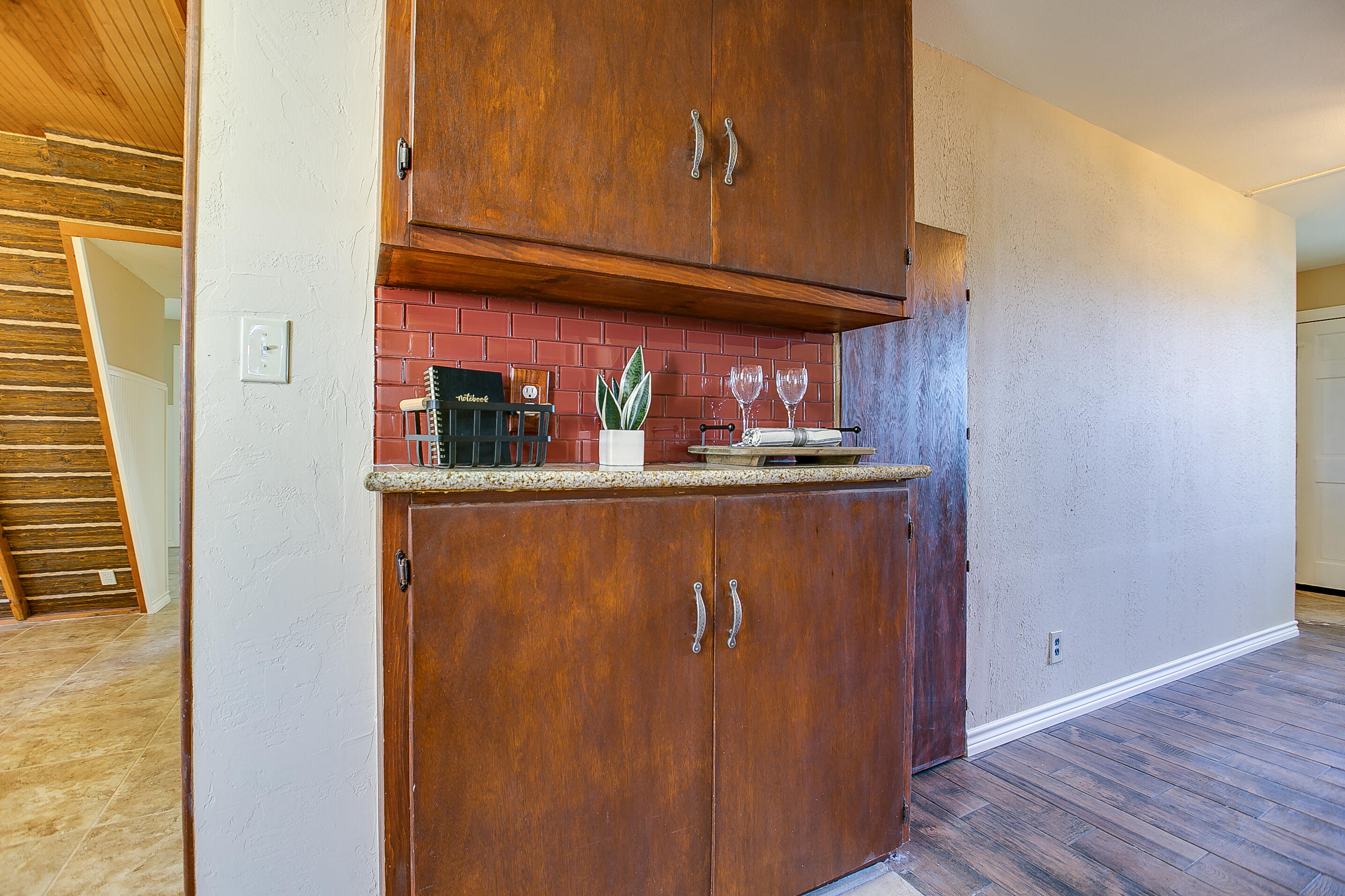 2618 Sleepy Hollow Road Property Photo 12