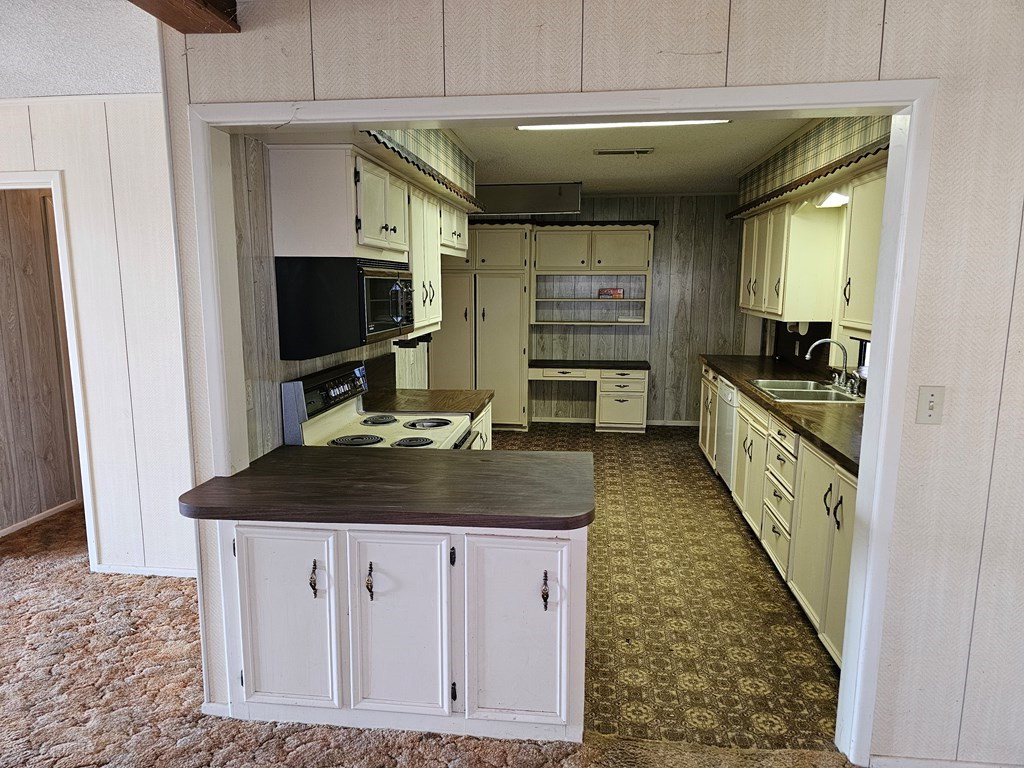 616 Driftwood Drive Property Photo 10