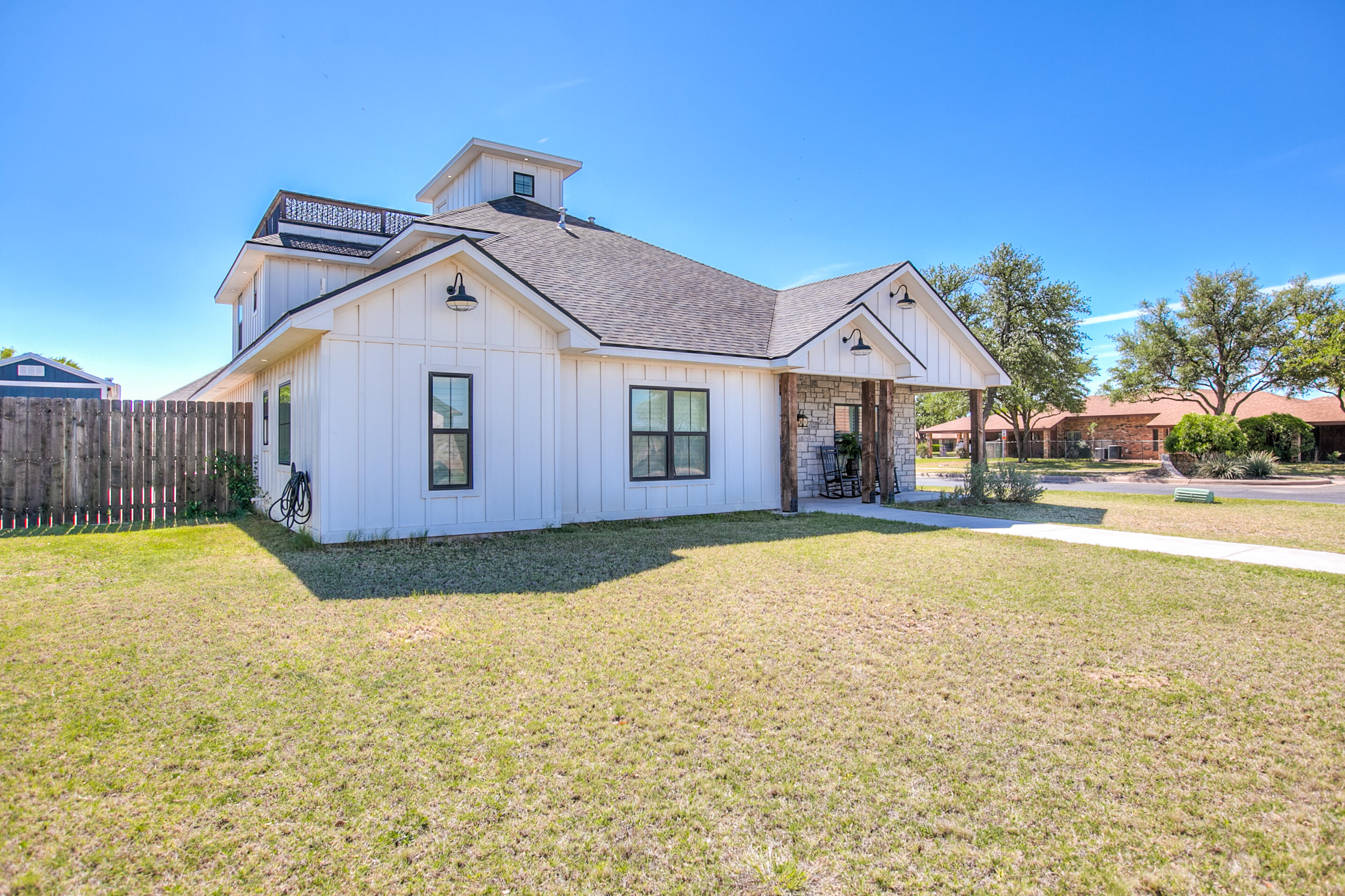 7614 Aspen Avenue Property Photo 4