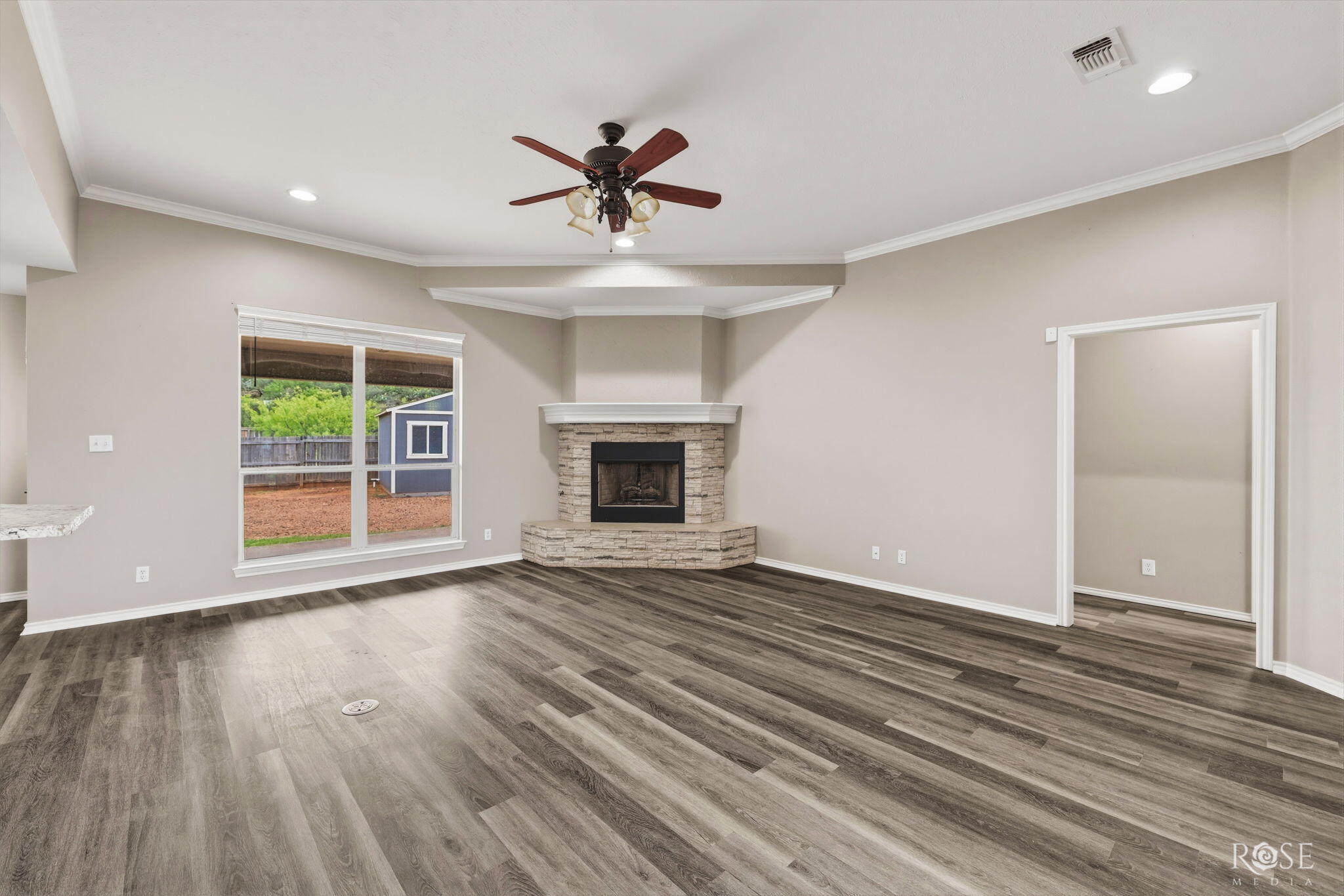 5805 Barrington Court Property Photo 10