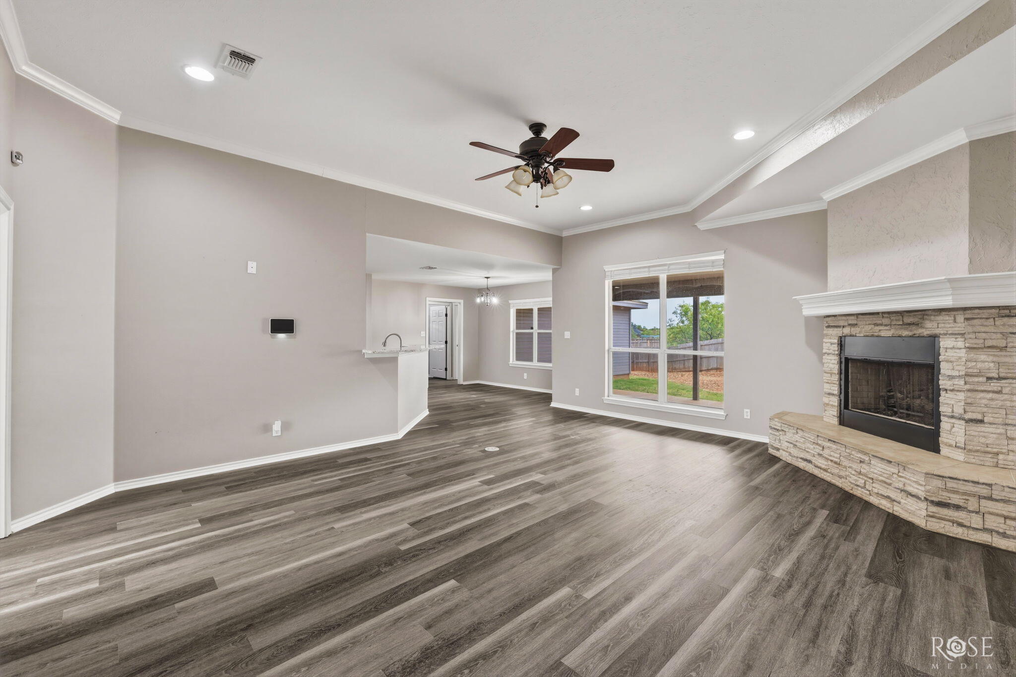 5805 Barrington Court Property Photo 11