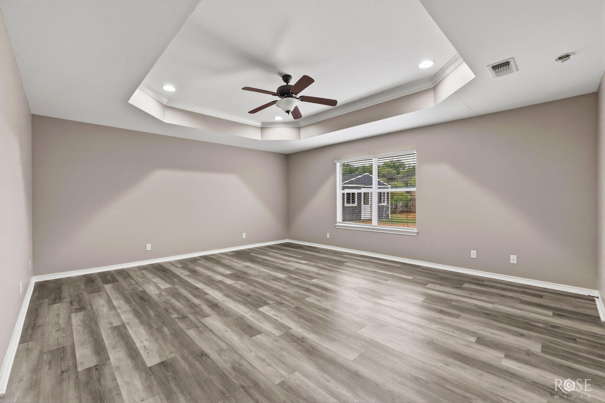 5805 Barrington Court Property Photo 18