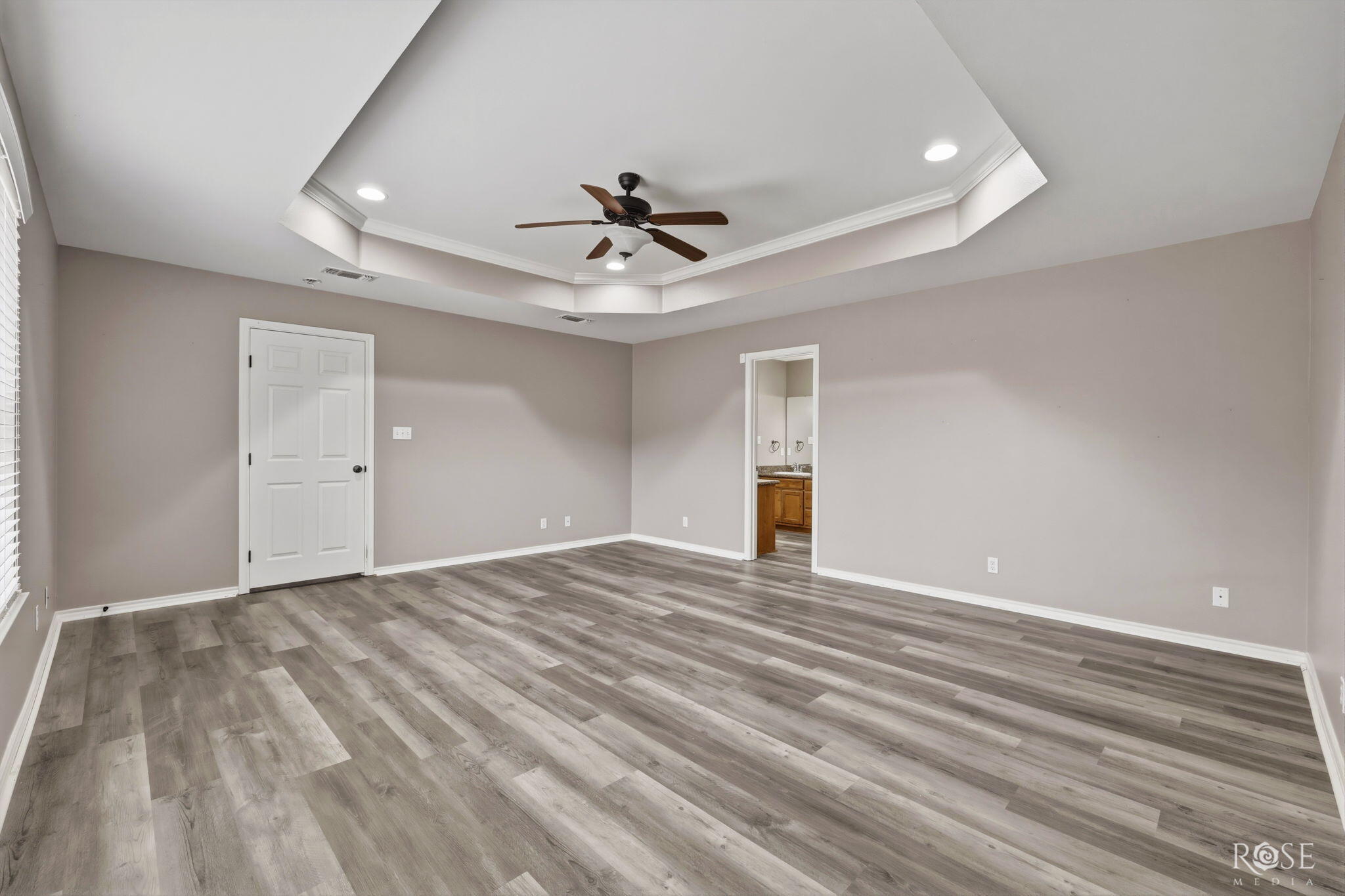 5805 Barrington Court Property Photo 19