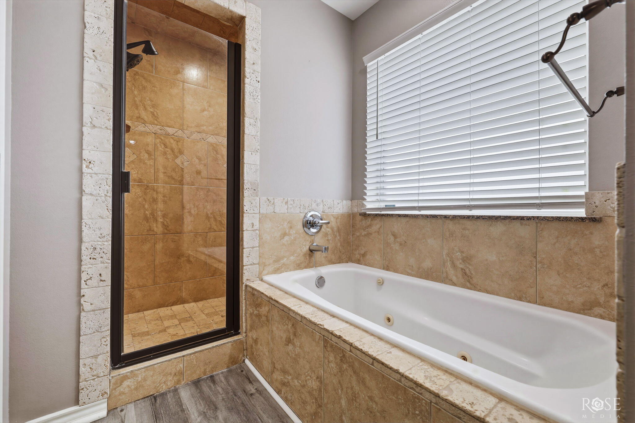 5805 Barrington Court Property Photo 22