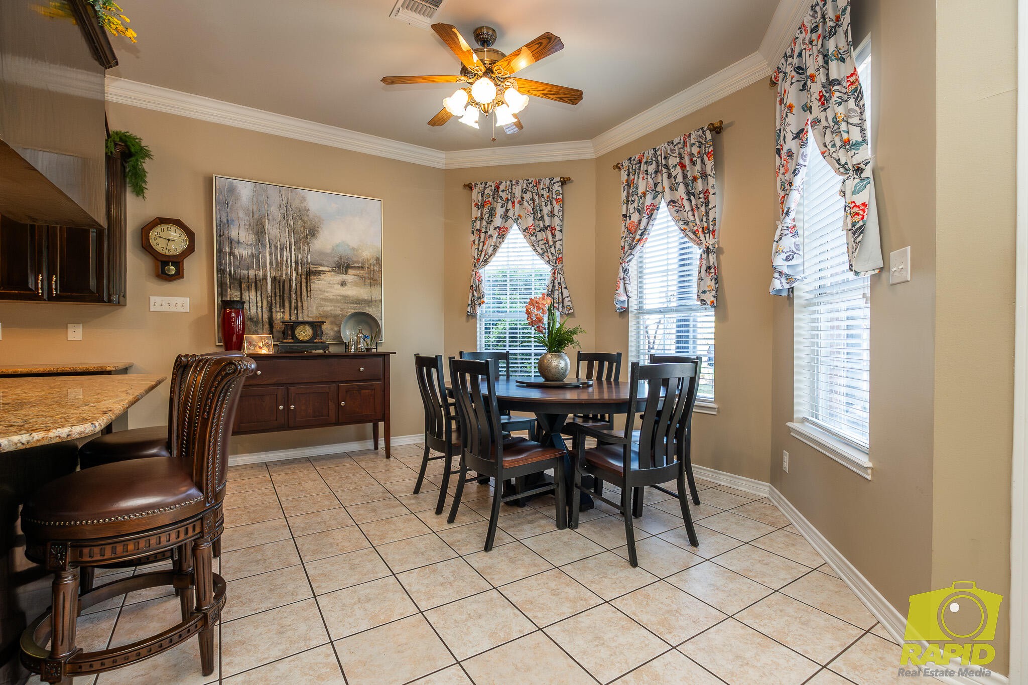 6010 Kingsbridge Drive Property Photo 19
