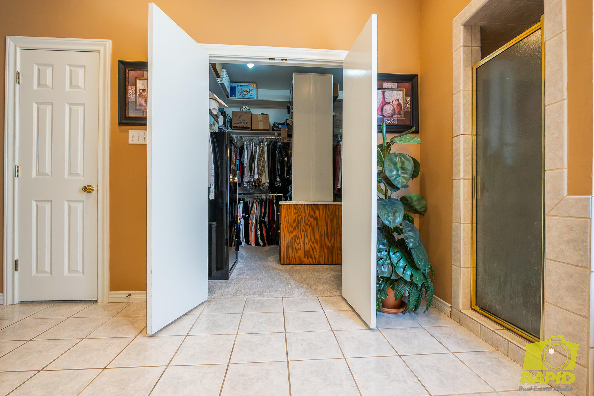 6010 Kingsbridge Drive Property Photo 35