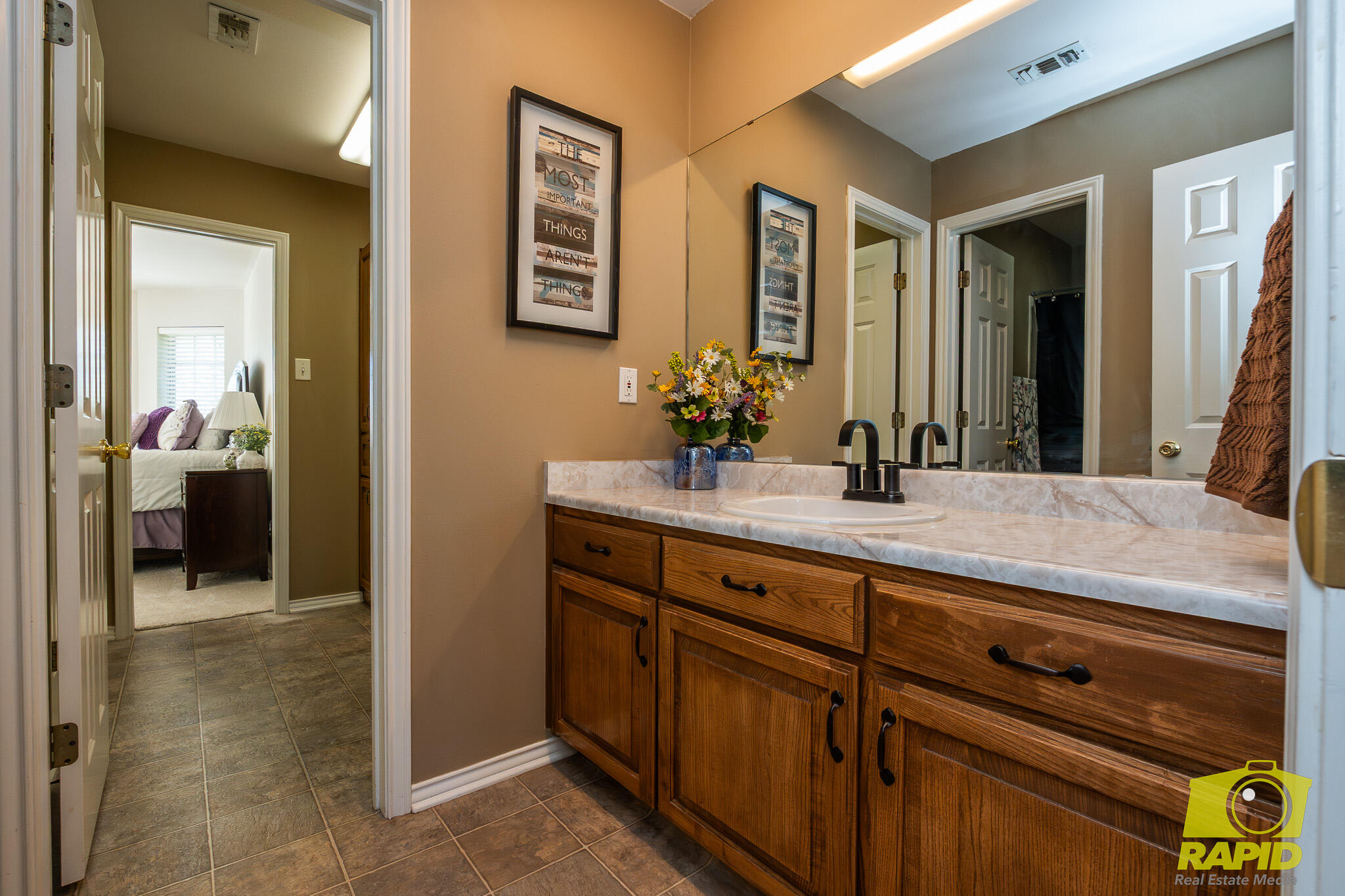 6010 Kingsbridge Drive Property Photo 49