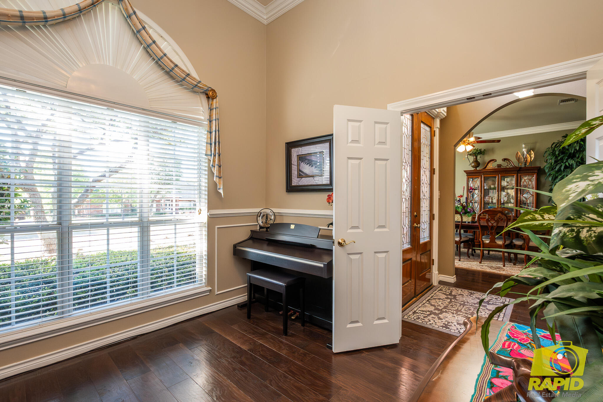 6010 Kingsbridge Drive Property Photo 61